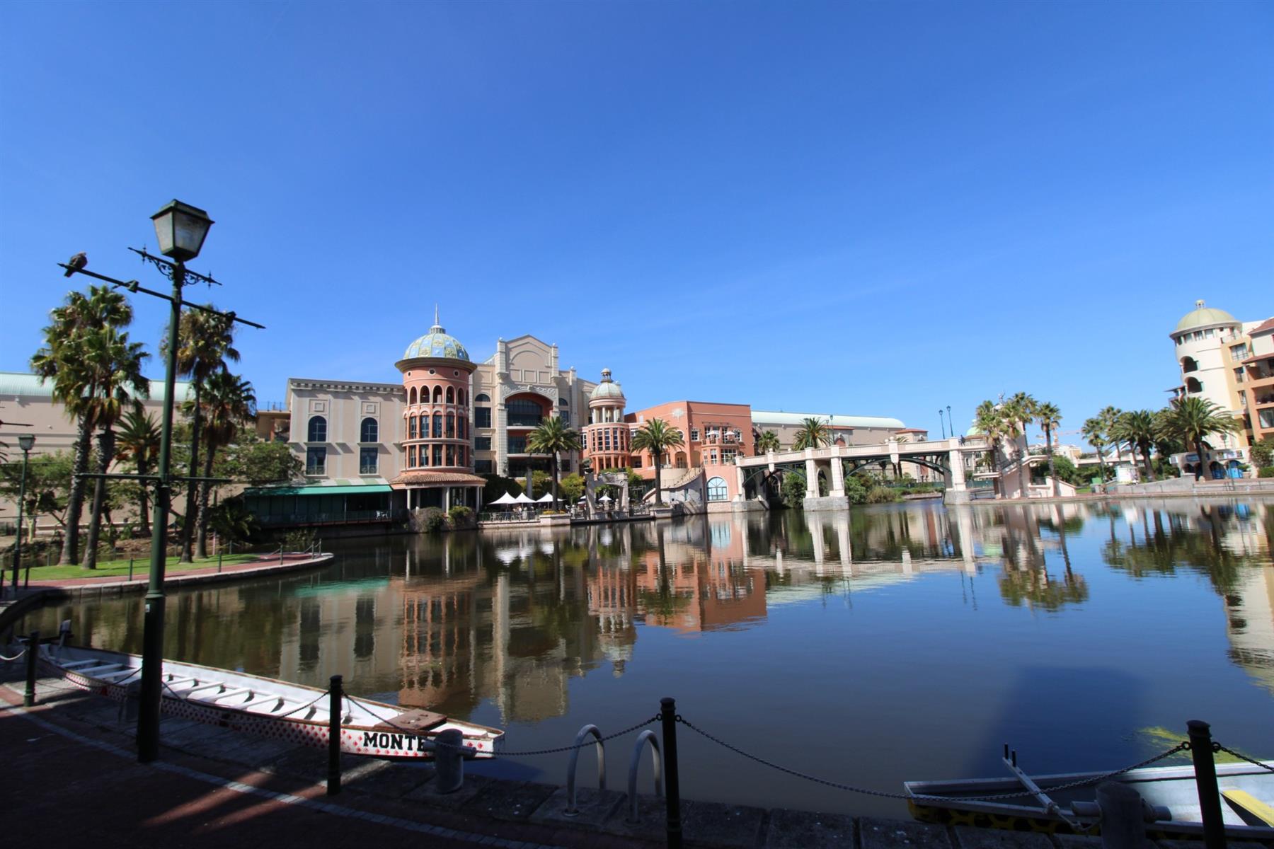 Studio Apartment for sale in Century City, Milnerton, 69 m²