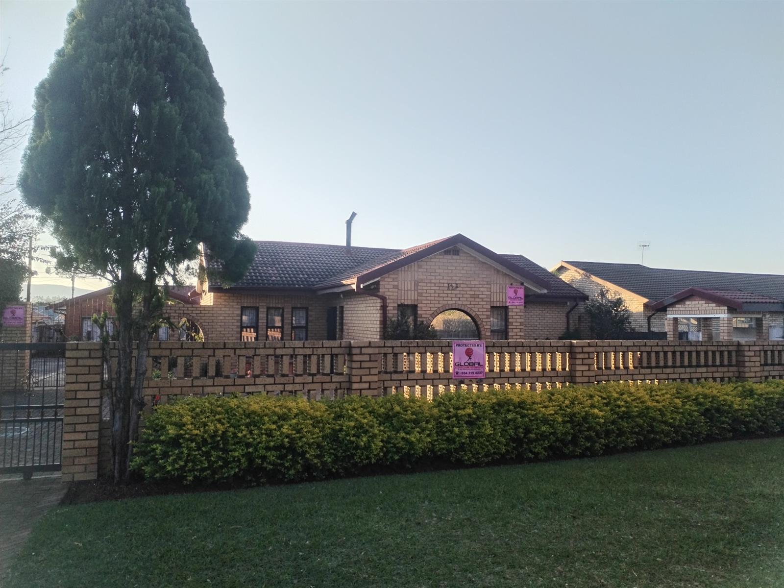 House For Sale in Lennoxton, Newcastle, KwaZulu Natal