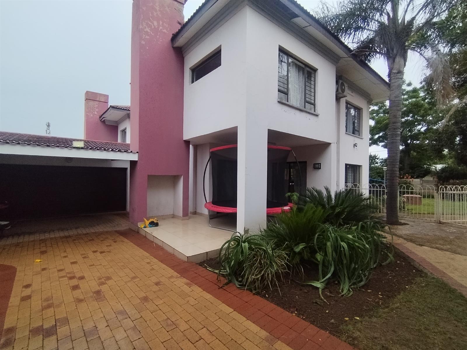 House For Sale in Lennoxton, Newcastle, KwaZulu Natal