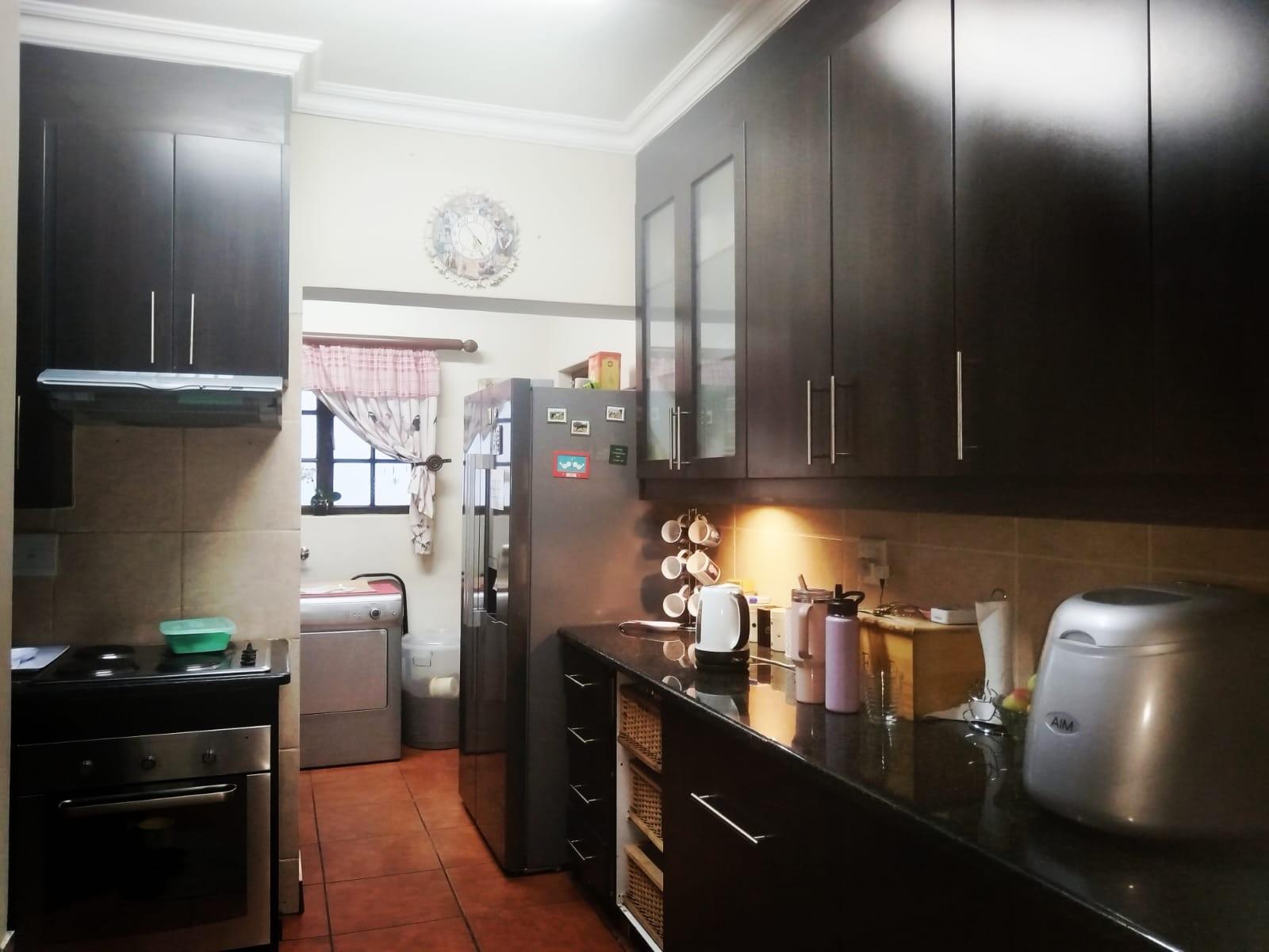 Complex For Sale in Reyno Ridge, Witbank