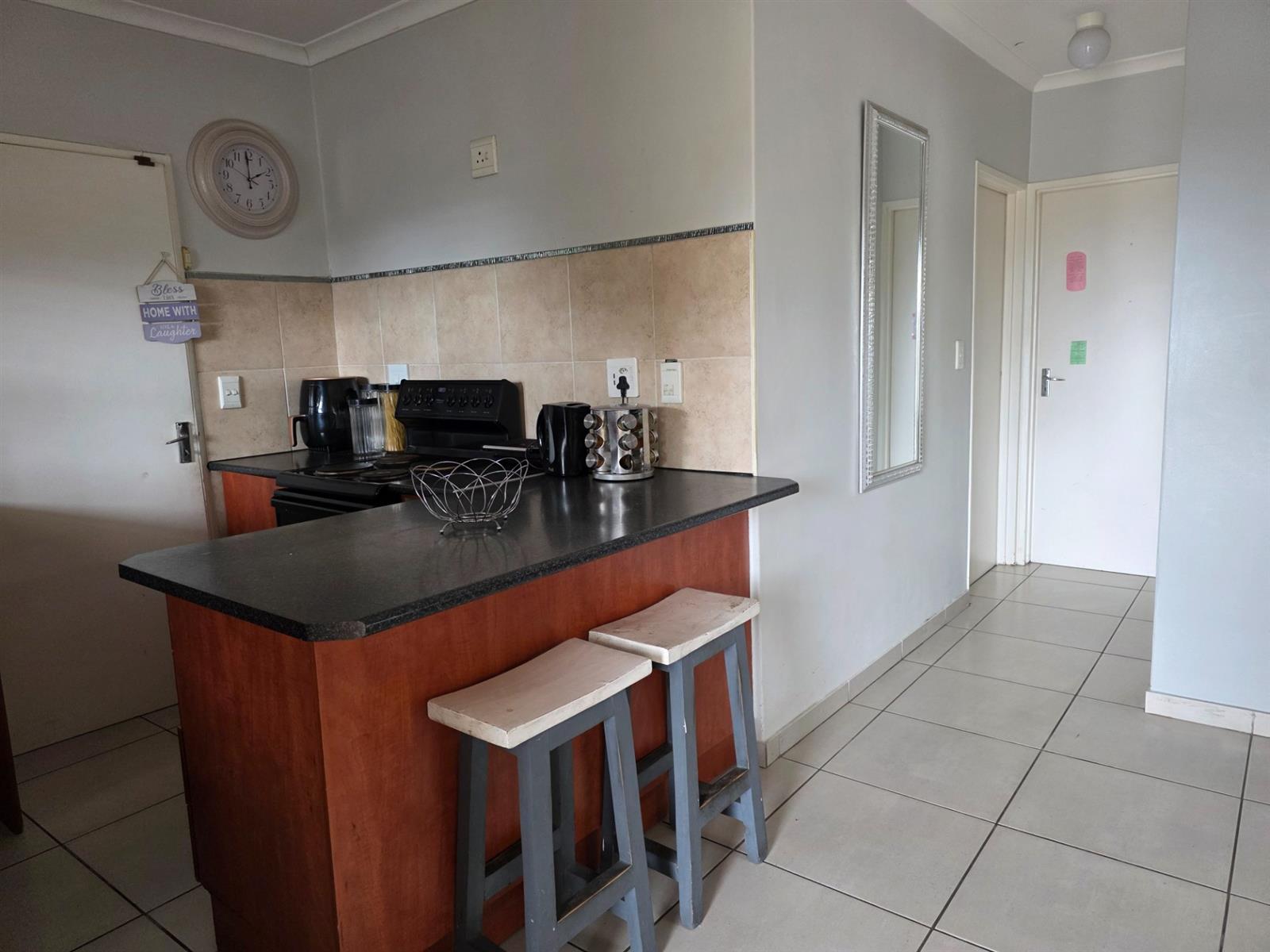Townhouse For Sale in Annandale, Kuils River - REDUCED PRICE