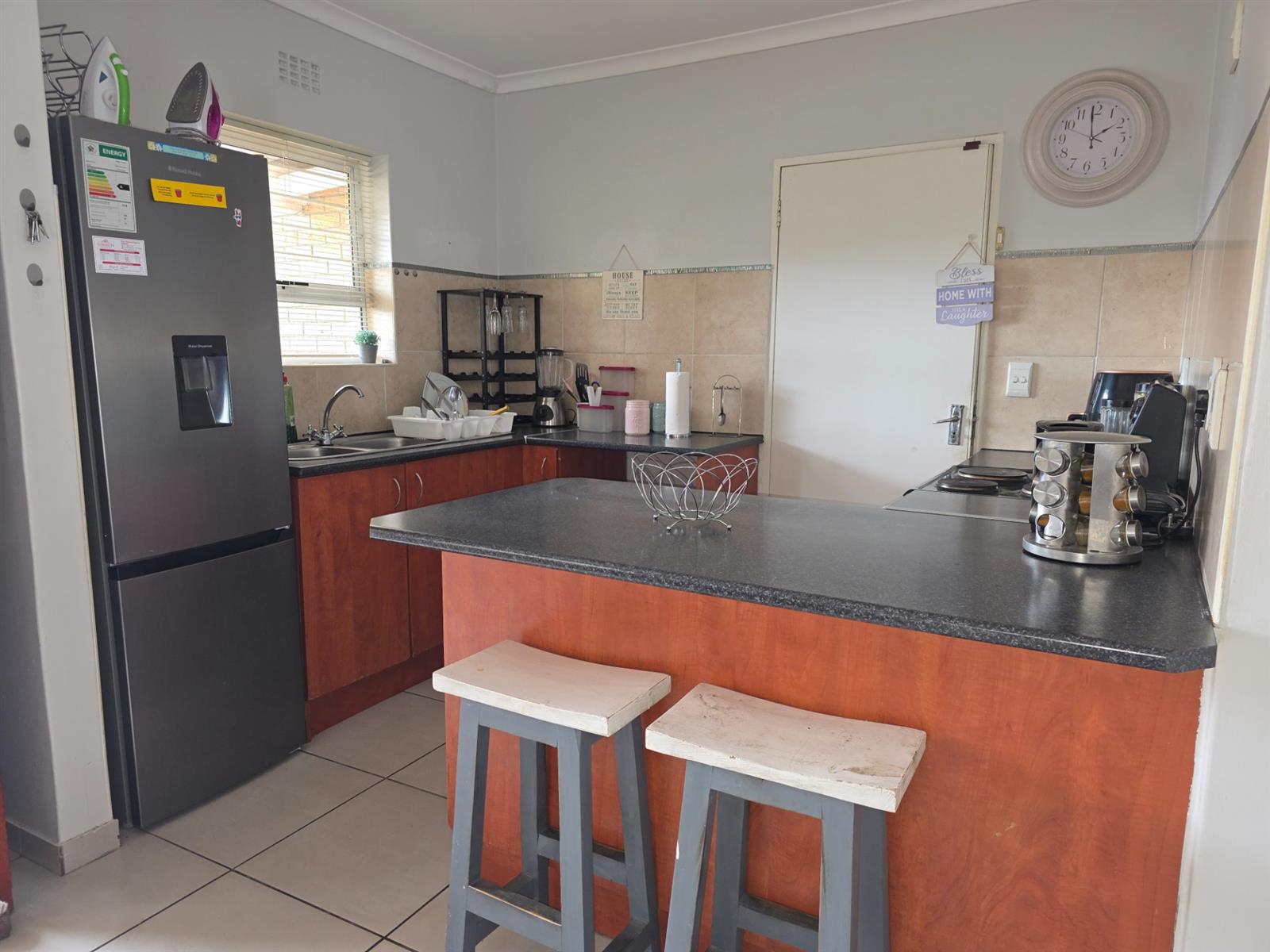 Townhouse For Sale in Annandale, Kuils River - REDUCED PRICE