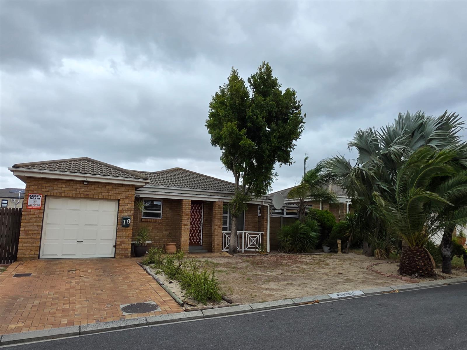 Townhouse For Sale in Annandale, Kuils River - REDUCED PRICE