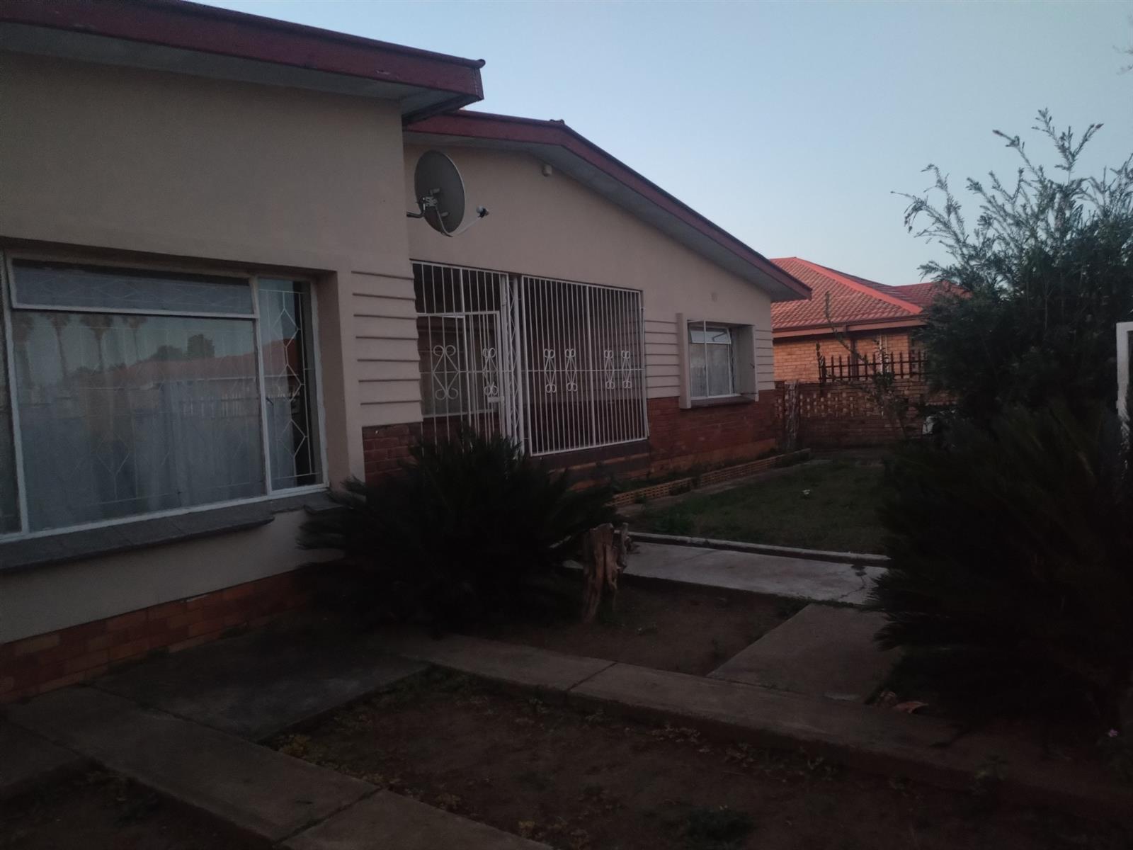 House For Sale in Lennoxton, Newcastle, KwaZulu Natal