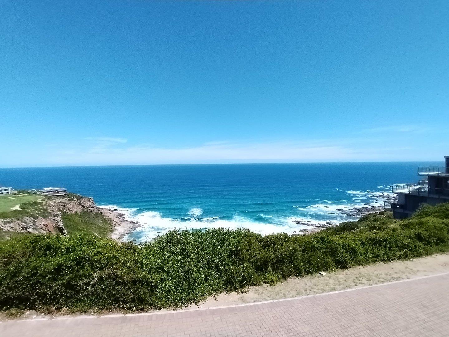 Cliffside Vacant Stand, Panoramic Ocean Views, Luxury Living!