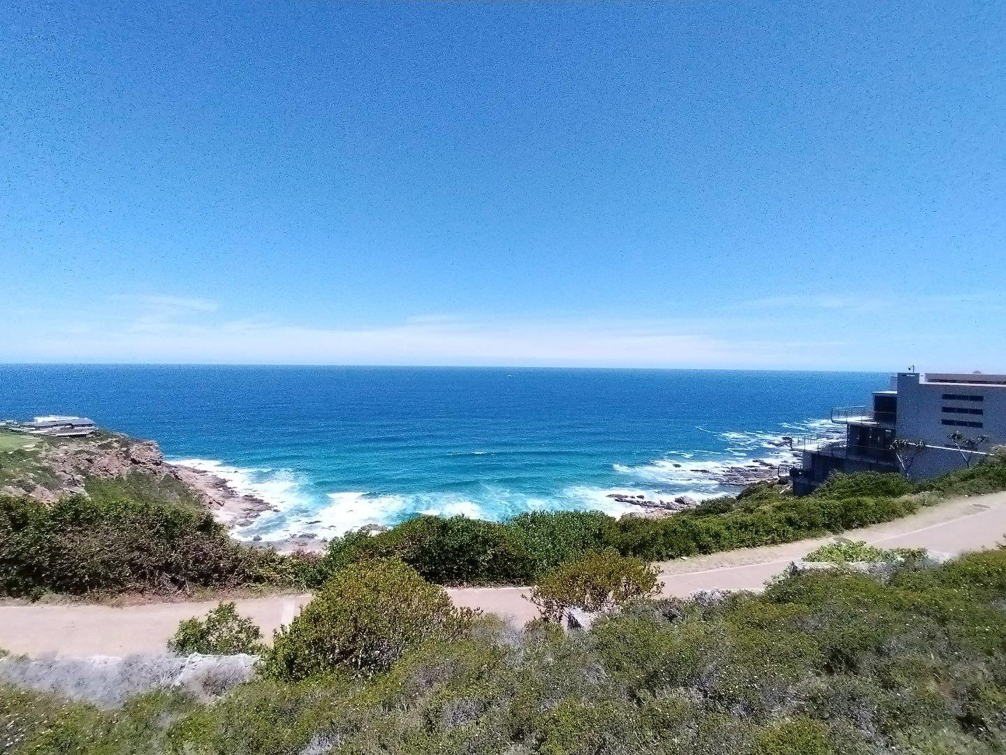 Cliffside Vacant Stand, Panoramic Ocean Views, Luxury Living!