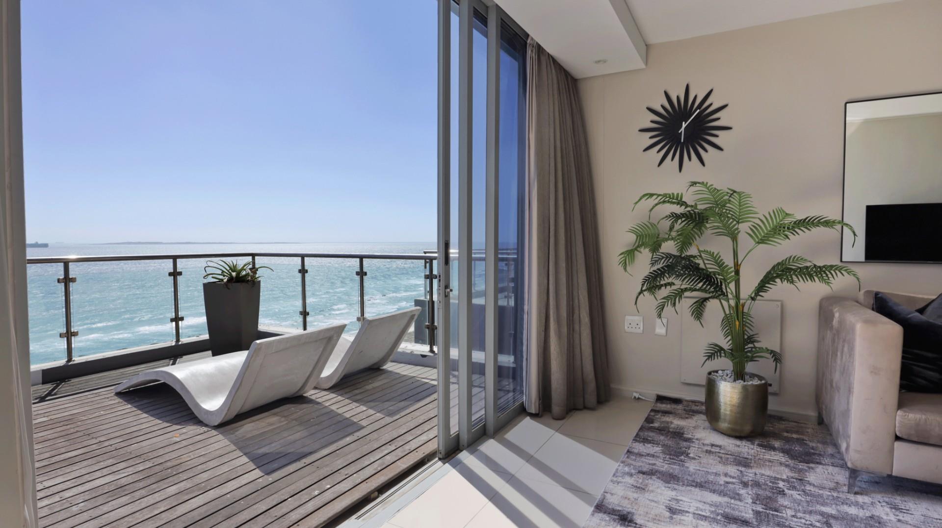 Exclusive Beachfront Penthouse Apartment