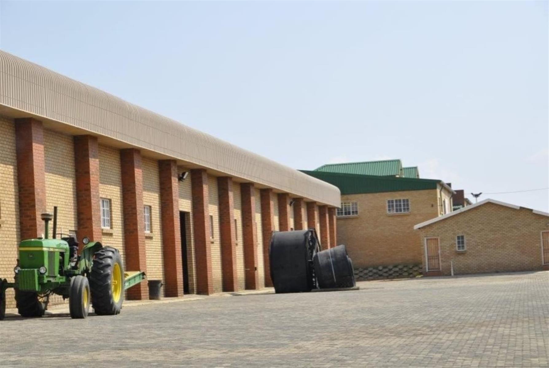 Industrial Property For Sale in Marelden, Witbank