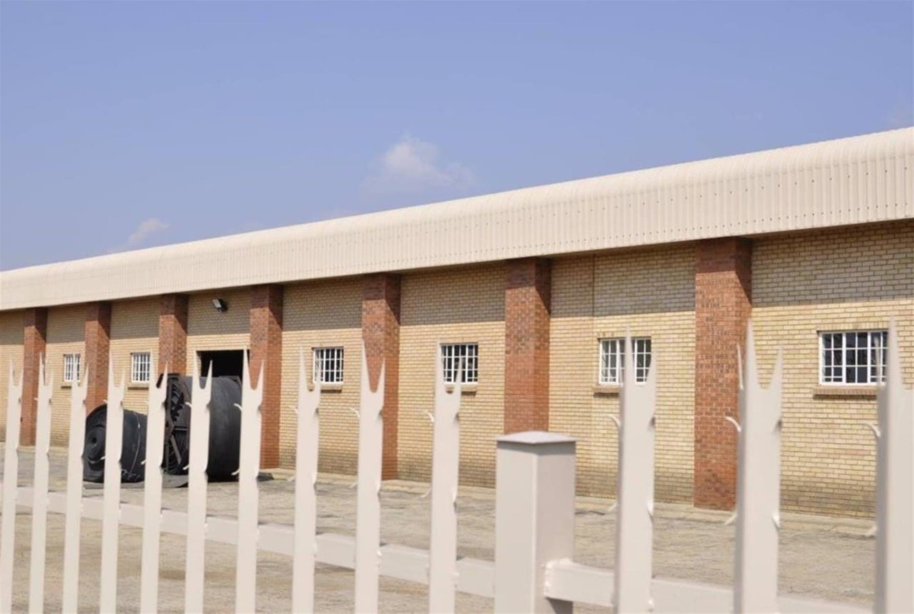 Industrial Property For Sale in Marelden, Witbank