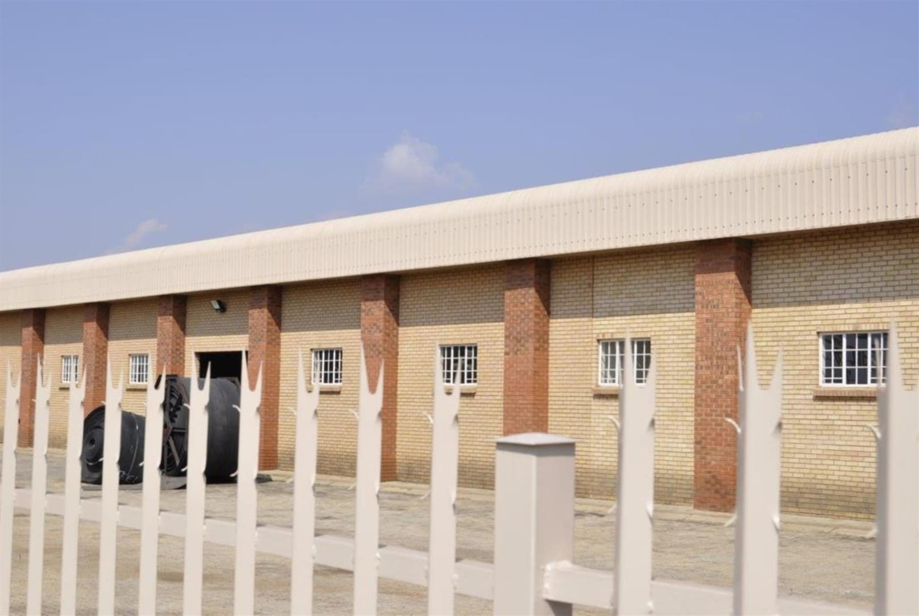 Industrial Property For Sale in Marelden, Witbank
