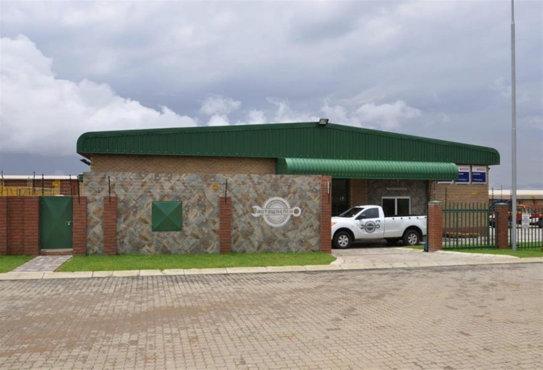 Industrial Property For Sale in Marelden, Witbank