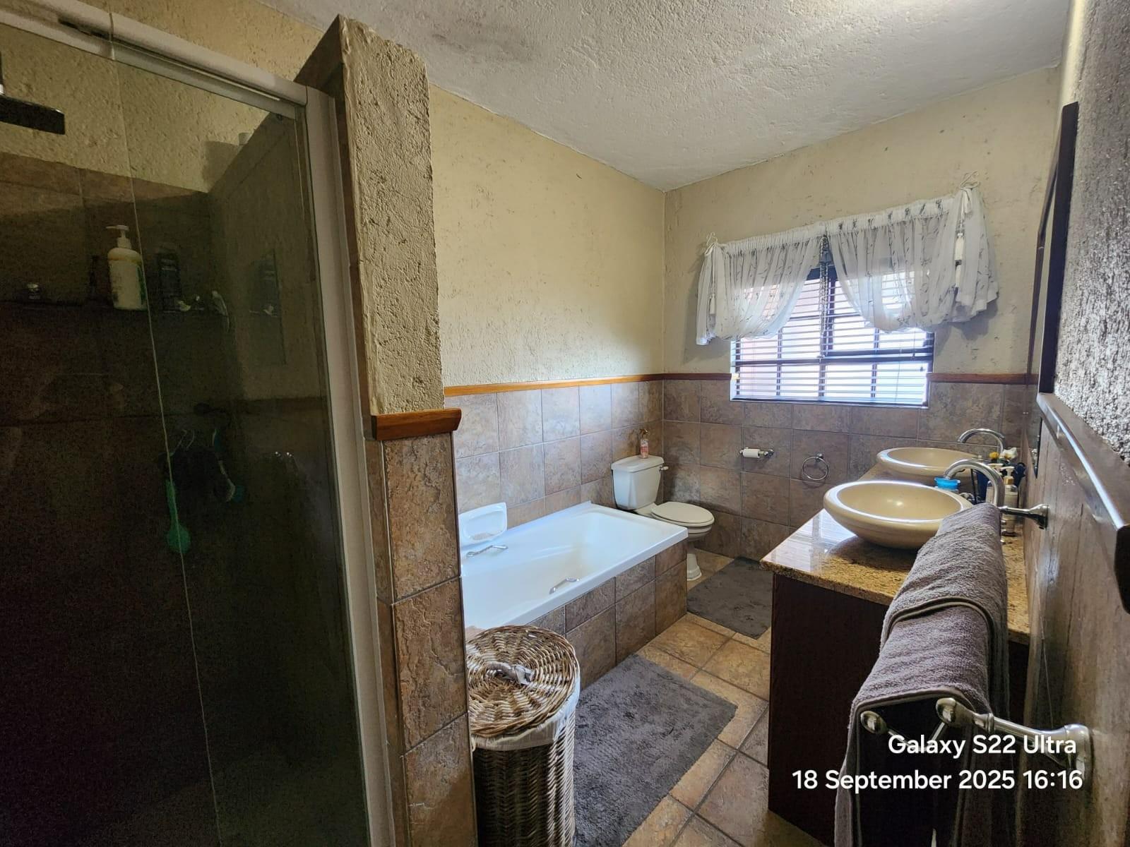 House For Sale in Steiltes, Nelspruit