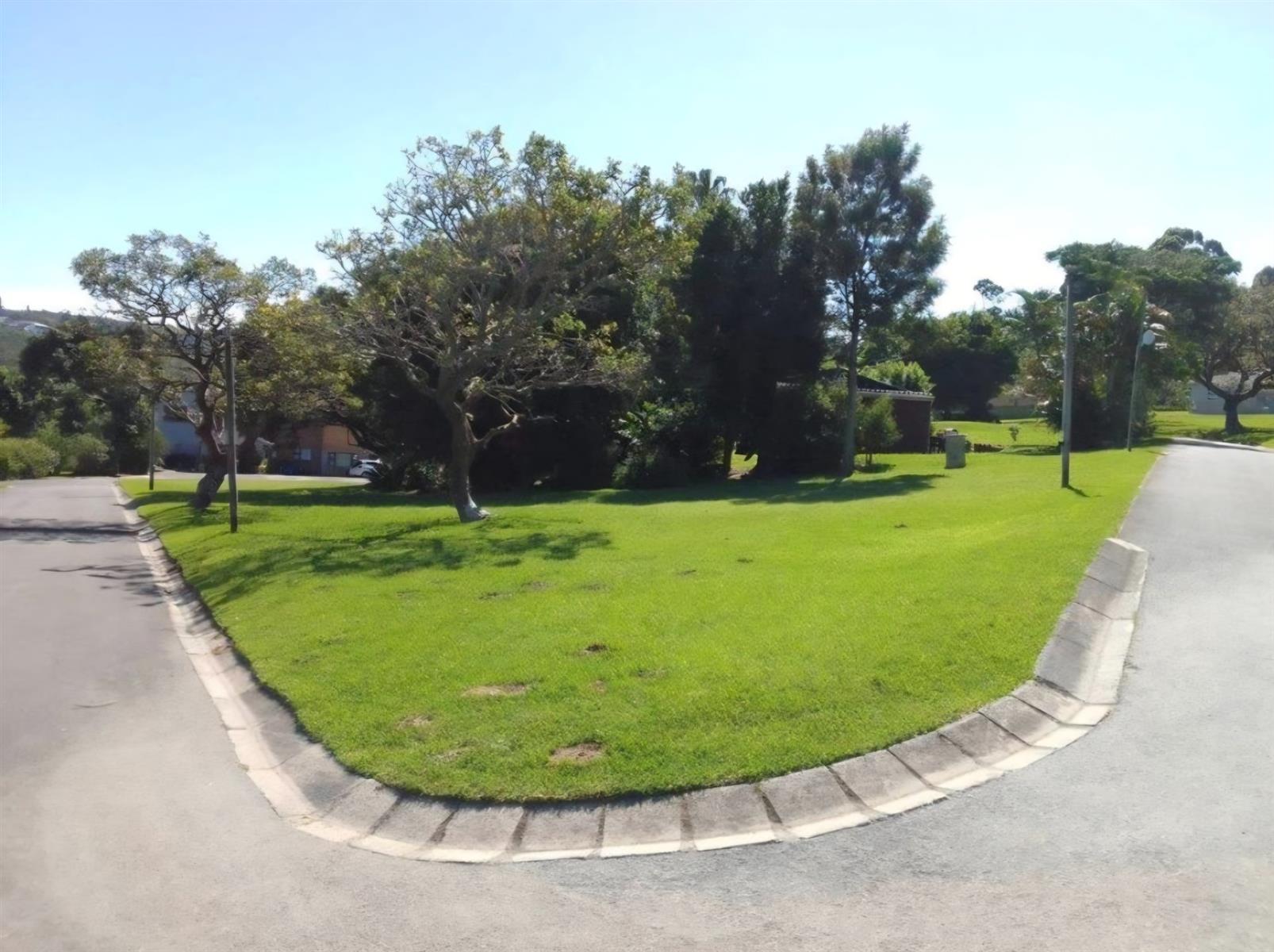 Corner Plot for Sale Quinera Lagoon Estate