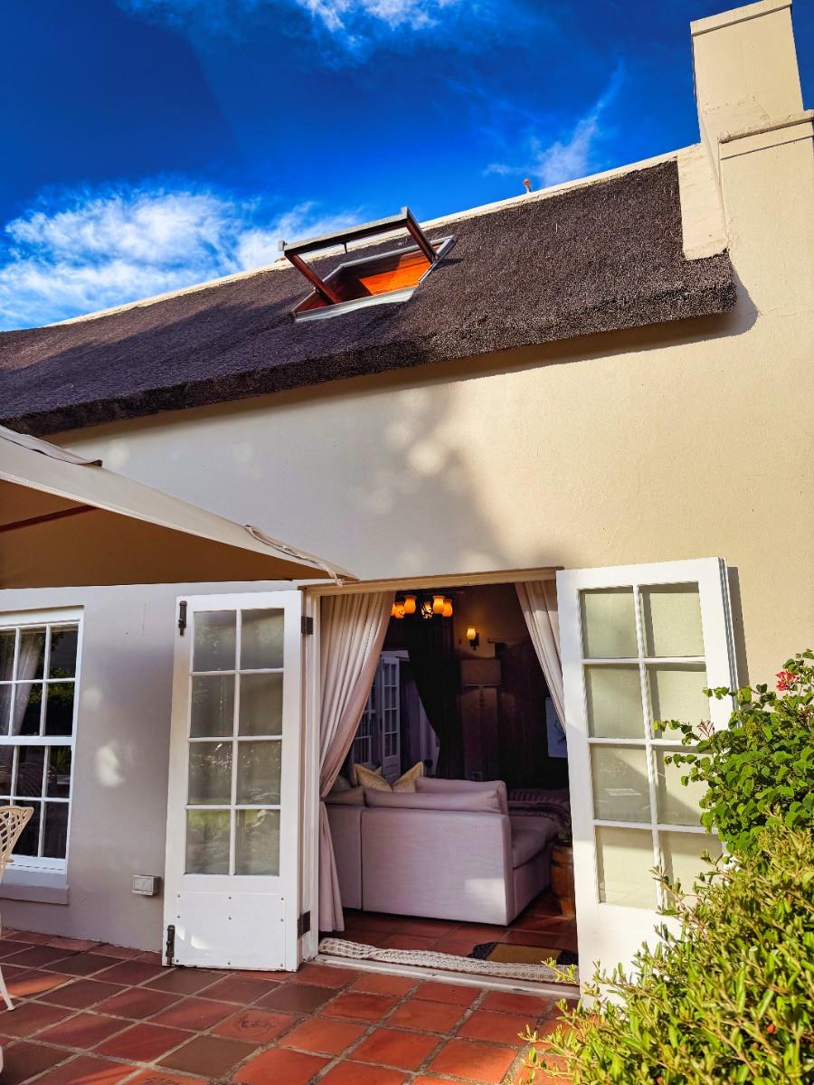 Exquisite Cape Dutch Homestead at the Edge of Greyton Nature Reserve (Greyton, Western Cape)