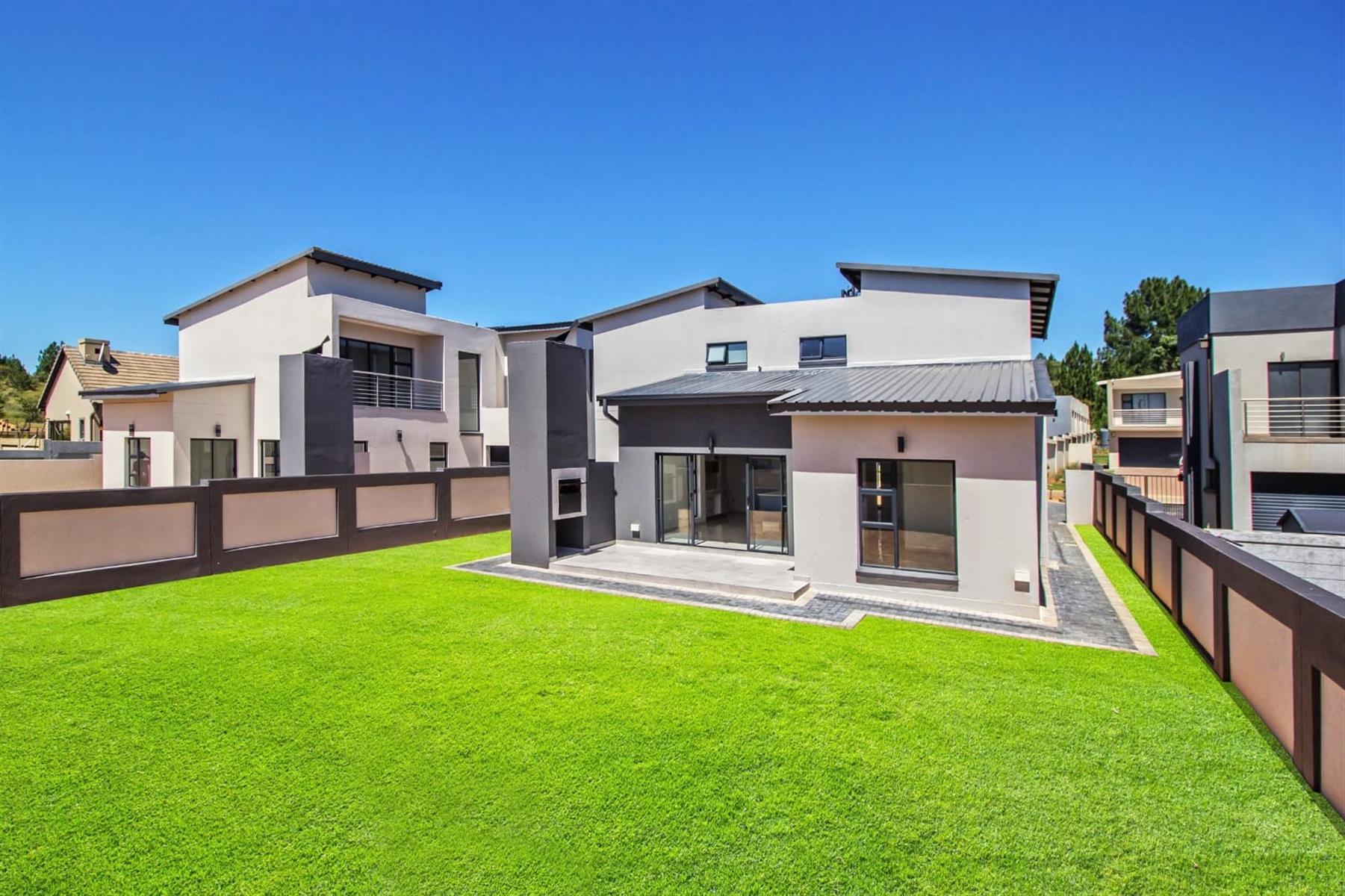 luxurious completed standalone for sale in Roodepark Eco Estate Kameeldrift East Pretoria Gauteng