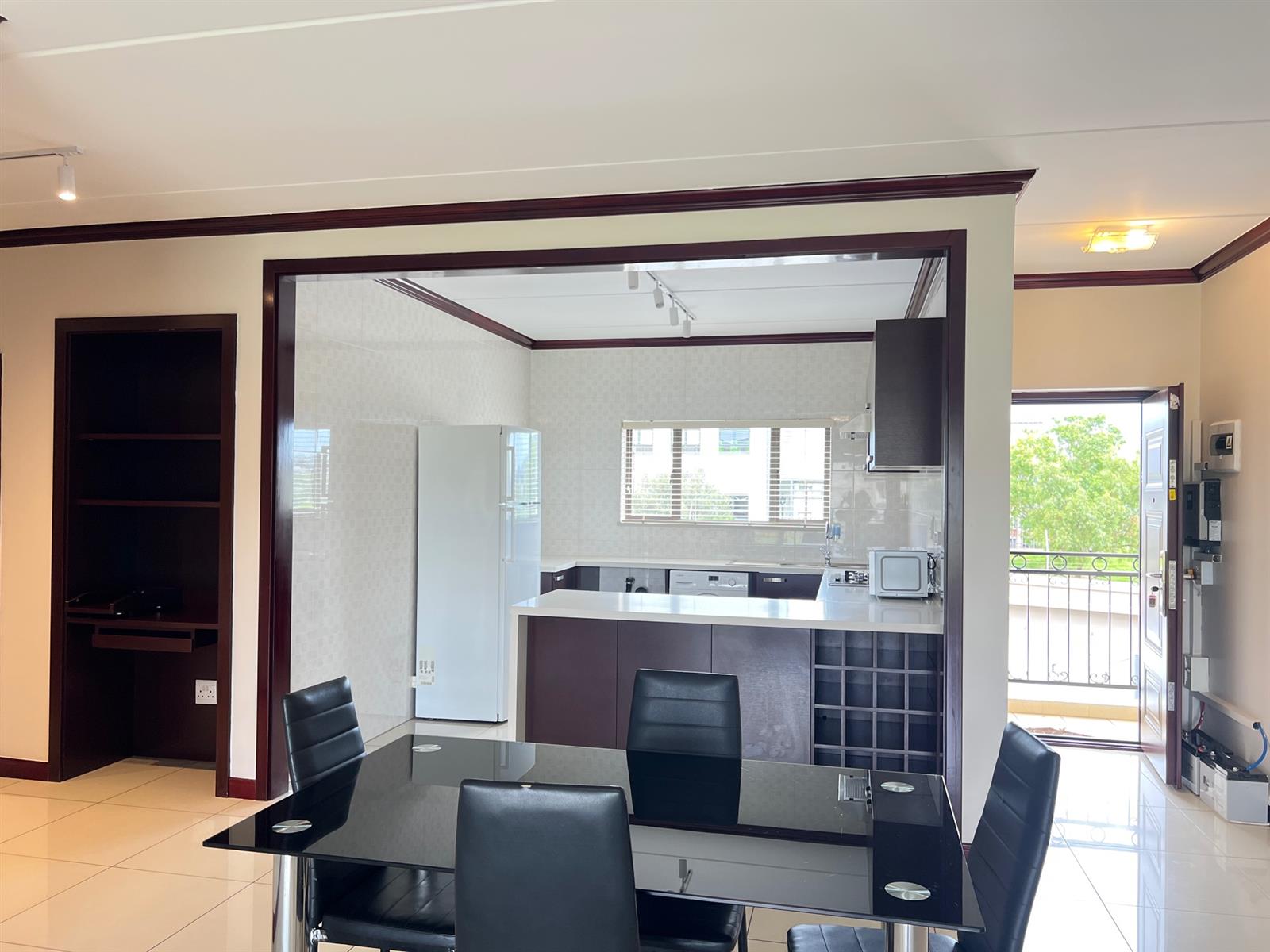 Modern 3bedroom Apartment in Summerset