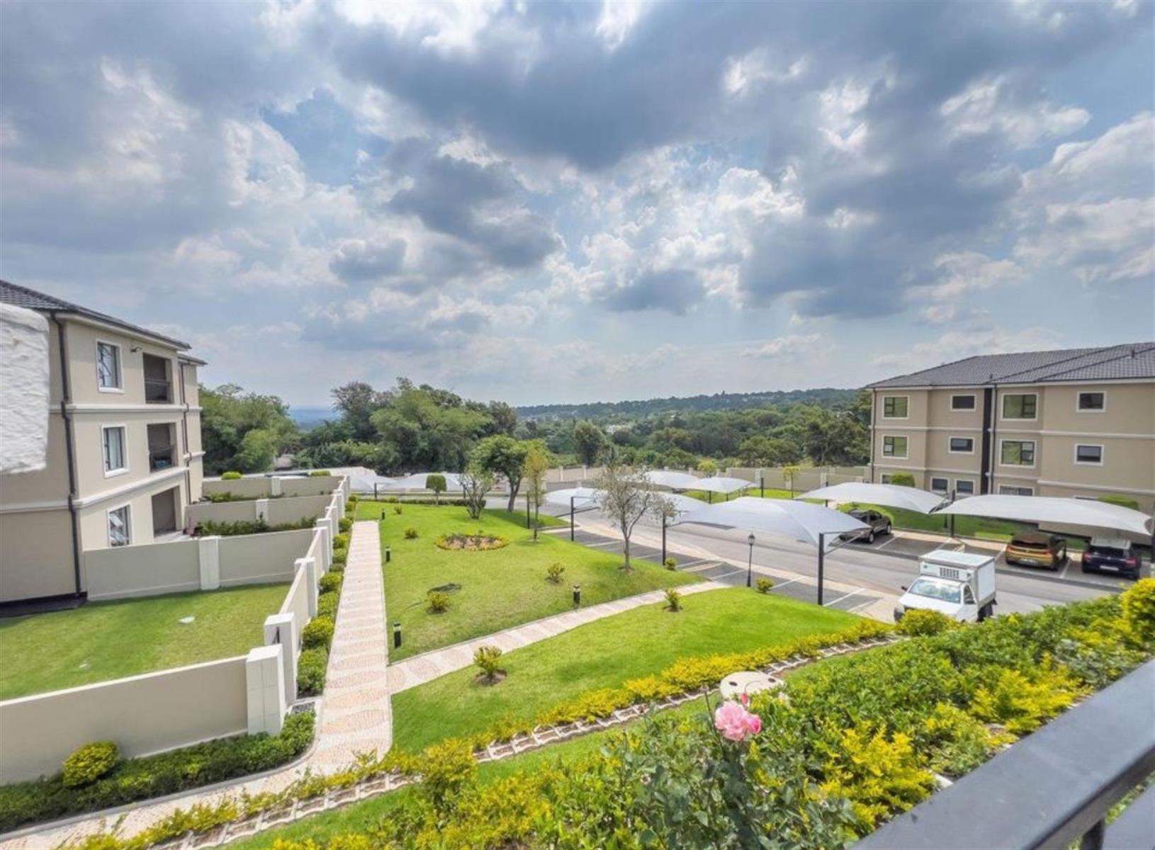 Apartment for sale in Carlswald, Midrand, 173 m²