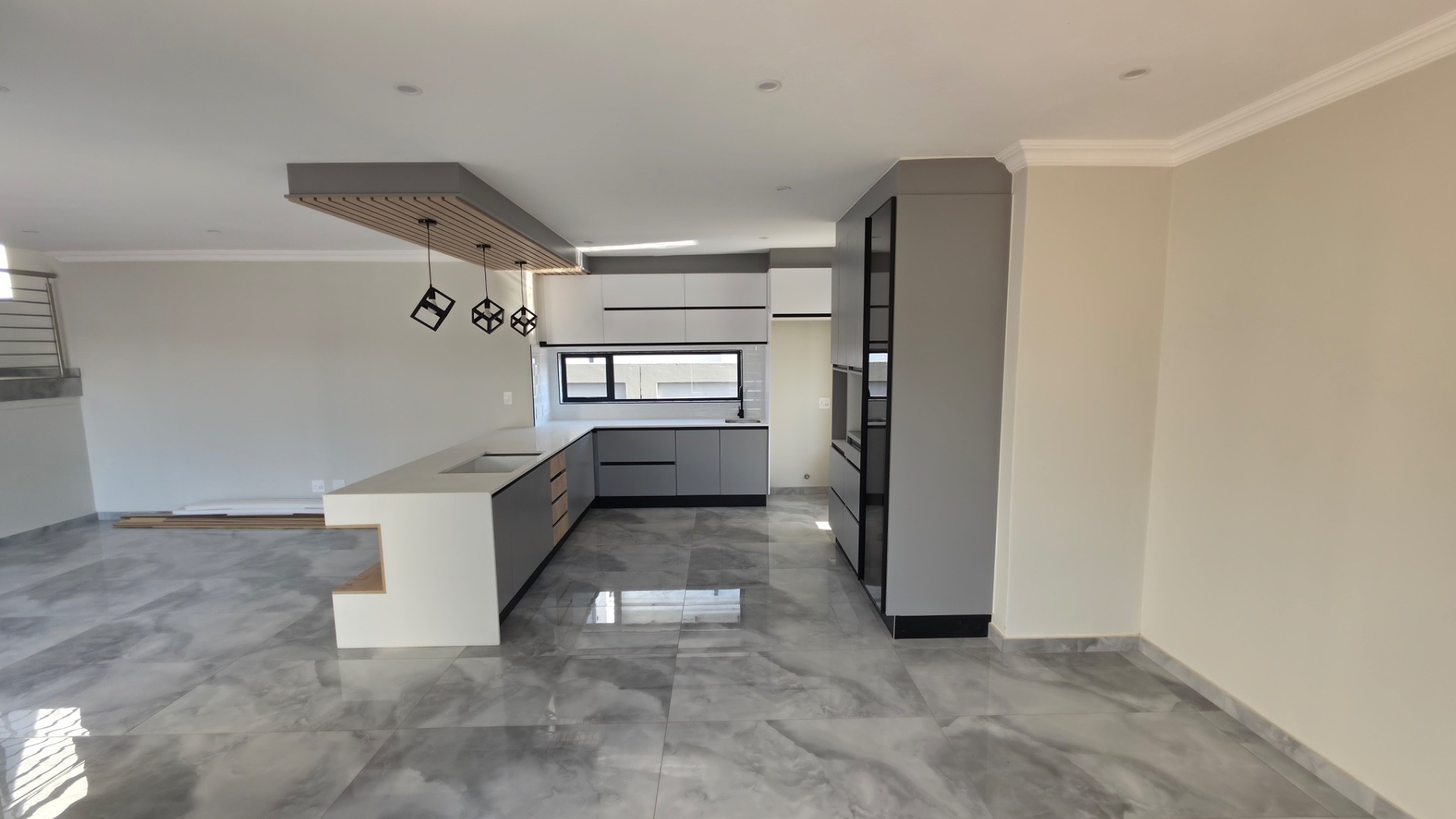 House for sale in Derdepoort, Pretoria, 270 m²