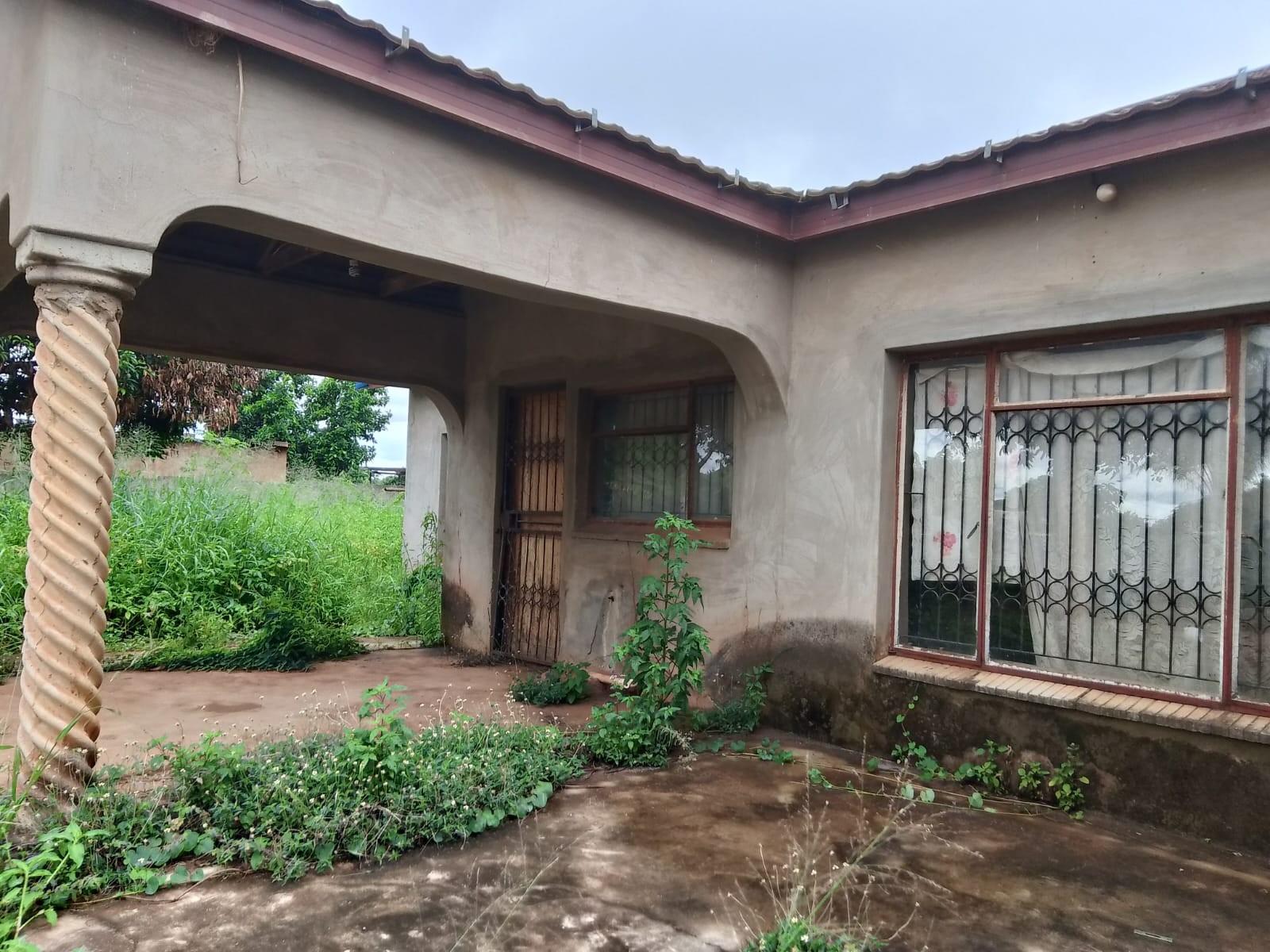 House for sale in Thohoyandou, 700 m²