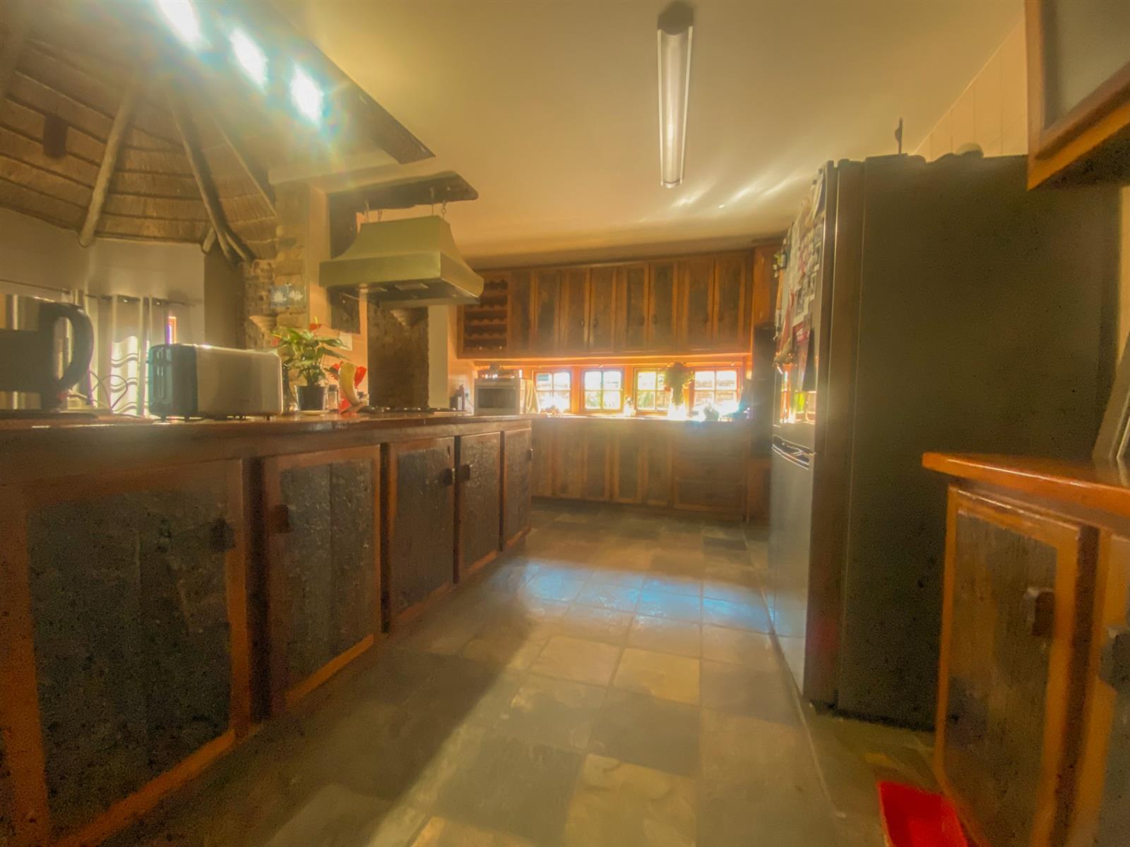 Charming Thatch Roof Family Home in the Heart of Moreletapark
