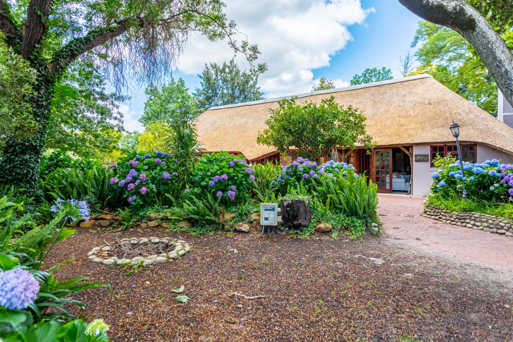 Exceptional Riverside Farm in the Prestigious Franschhoek Valley