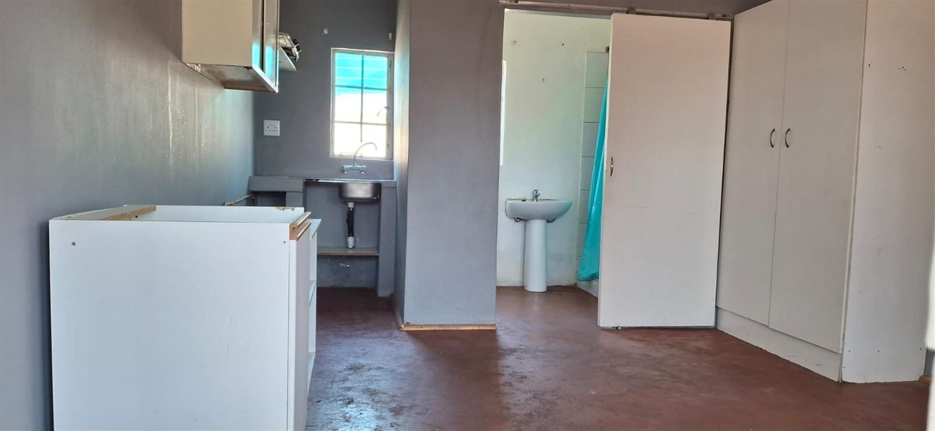 Studio Apartment for rent in Ravenswood, Boksburg, 95 13th Ave, Ravenswood, Boksburg, Gauteng