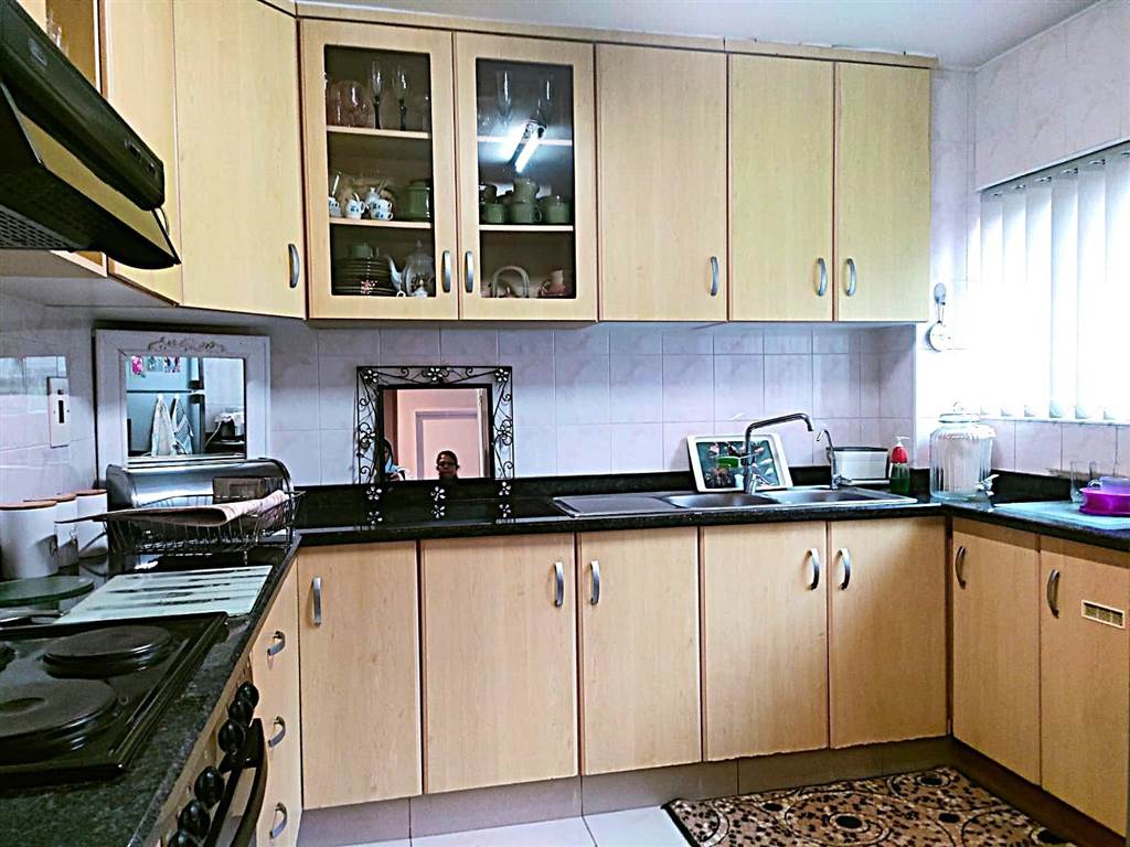 Townhouse for sale in Morningside, Durban, KwaZulu Natal, 123 m²