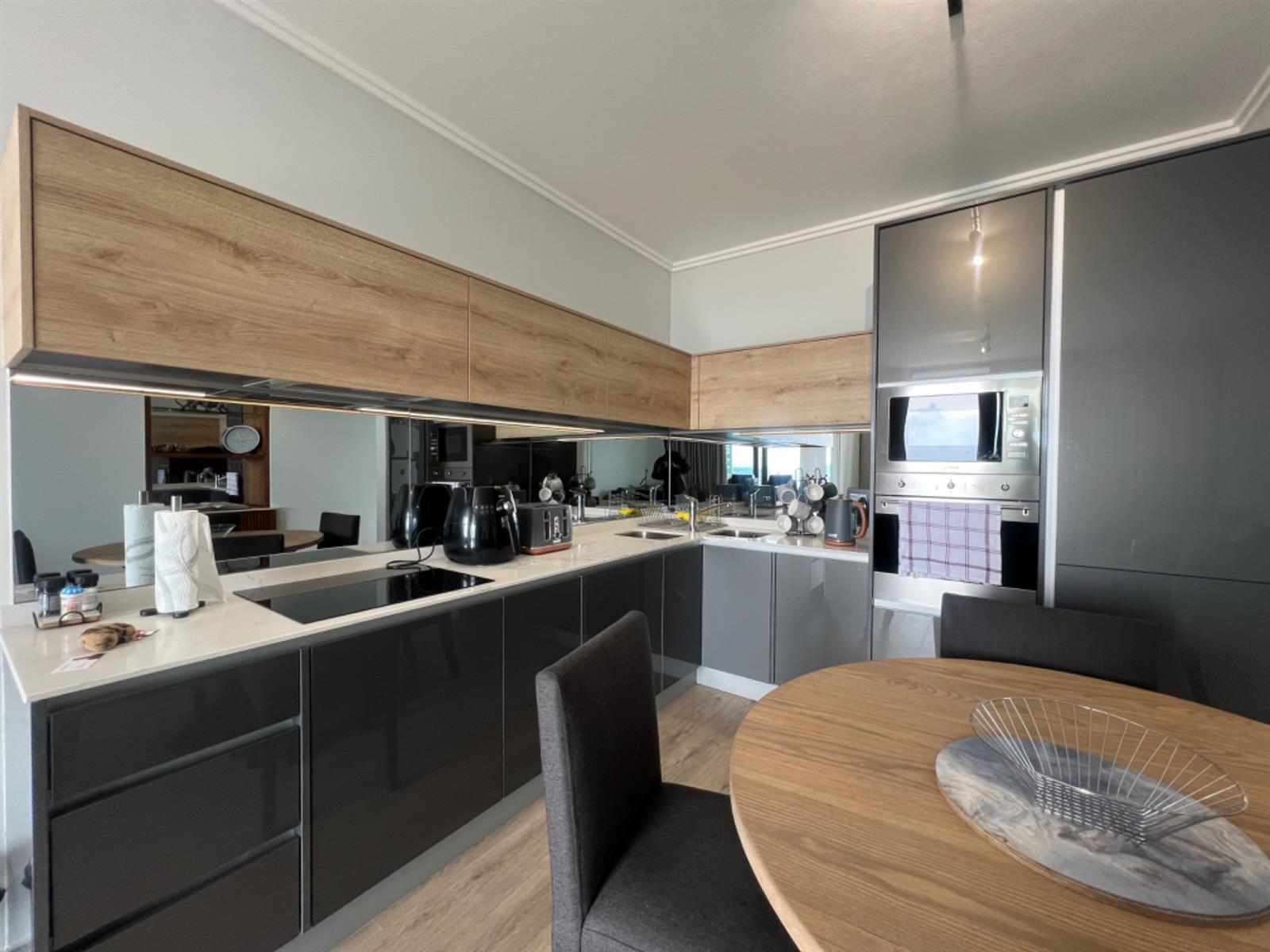 Deluxe 2-Bedroom Furnished Apartment at Ellipse Waterfall.