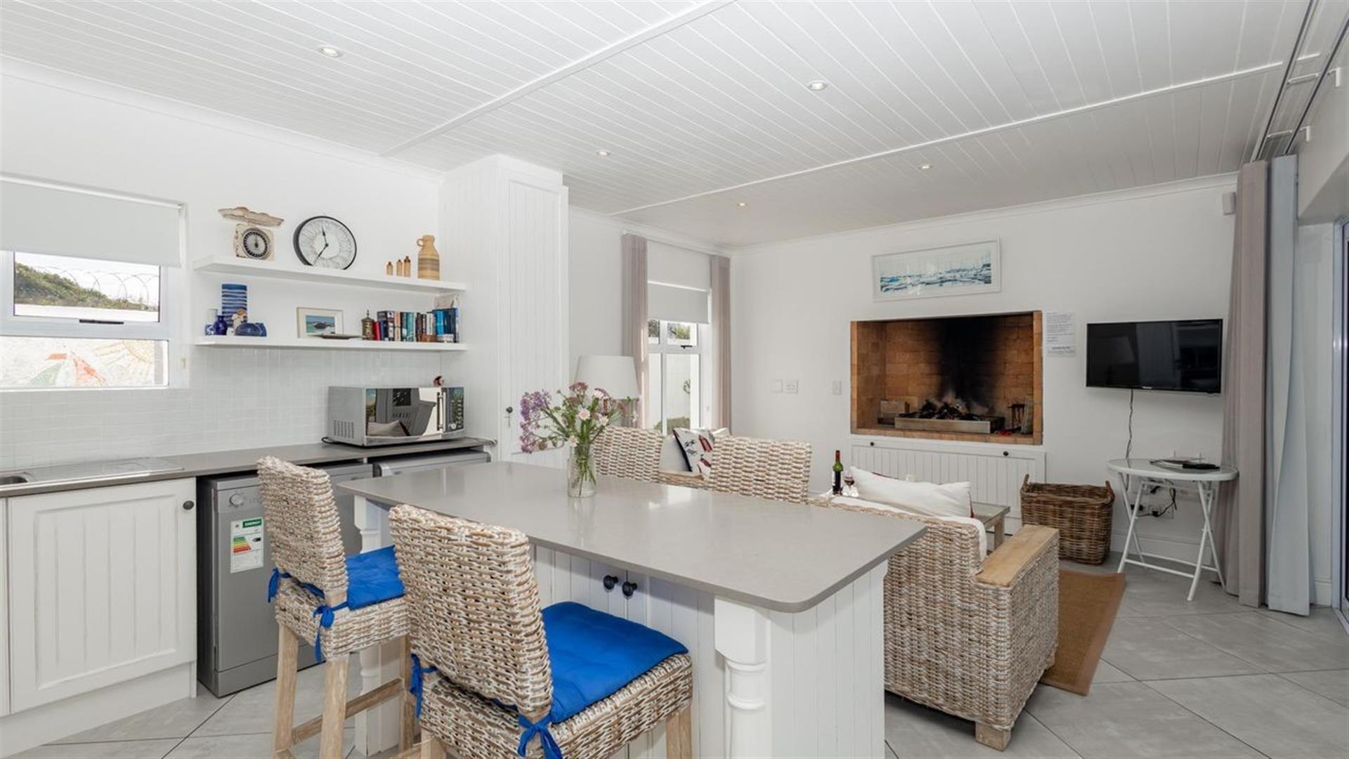 A Struisbaai Coastal Retreat here the Ocean Becomes Part of Your Everyday Life