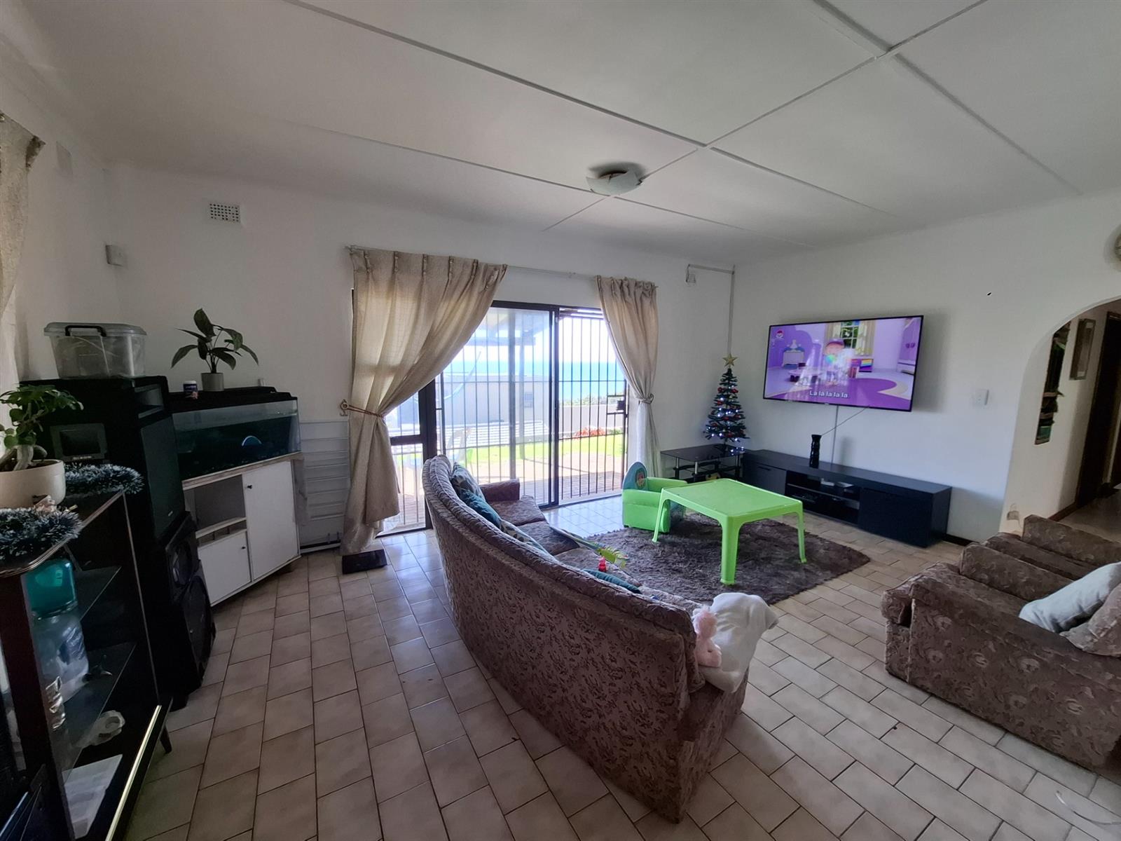 House For Sale in Oslo Beach, Port Shepstone, KwaZulu Natal