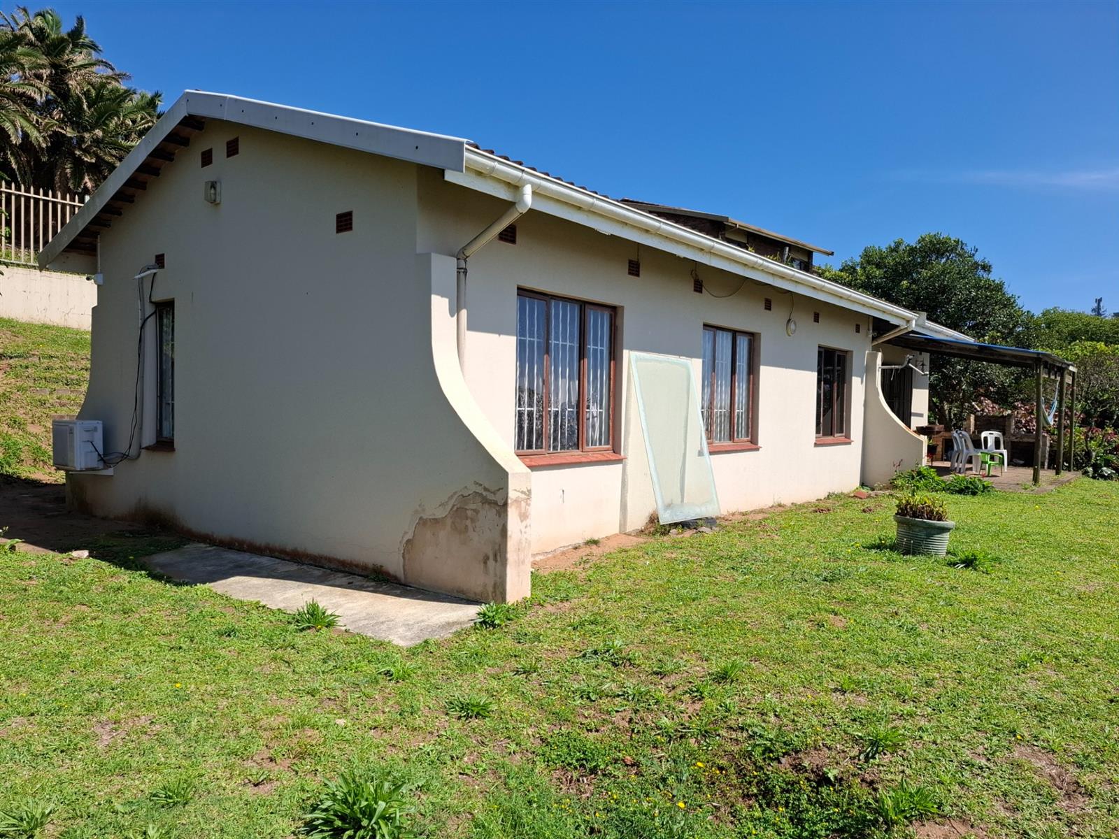 House For Sale in Oslo Beach, Port Shepstone, KwaZulu Natal