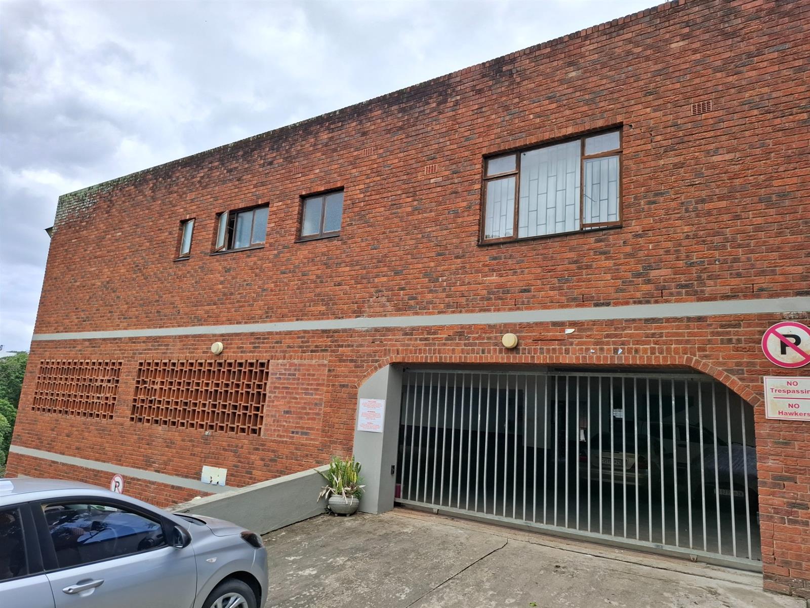 Apartment for sale in Port Shepstone Central, Port Shepstone, KwaZulu Natal, 52 m²