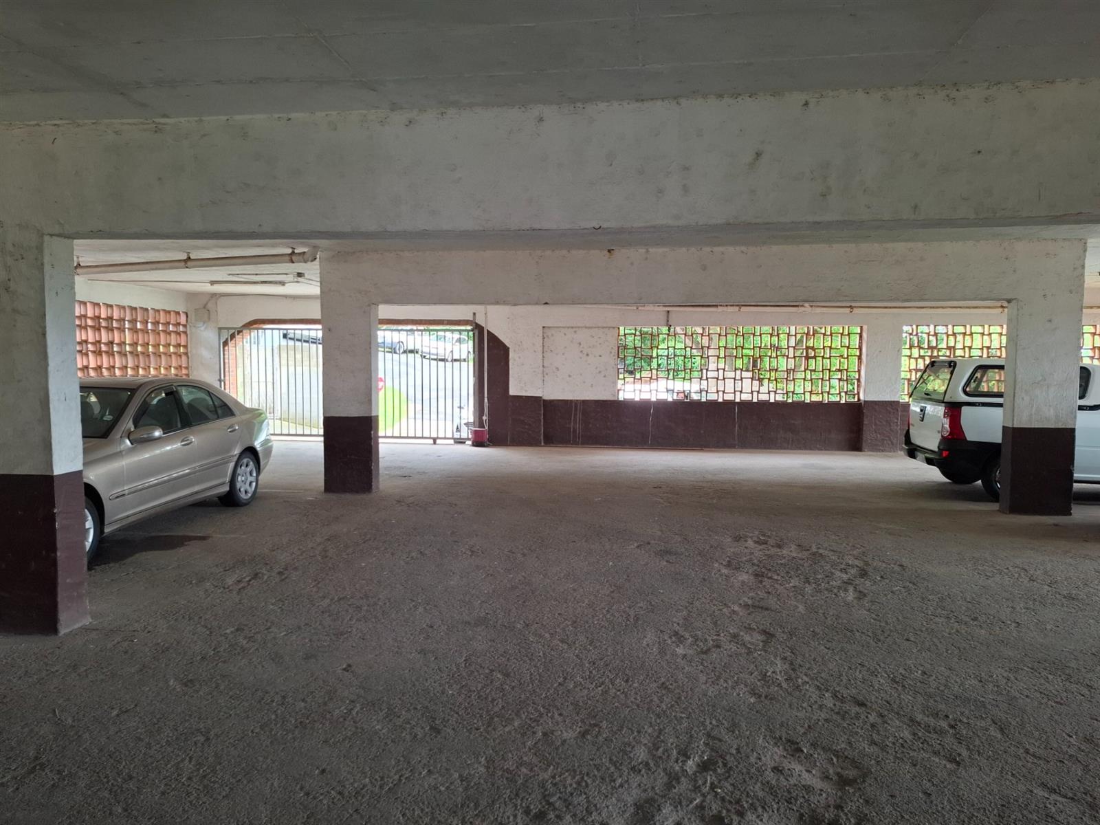 Apartment for sale in Port Shepstone Central, Port Shepstone, KwaZulu Natal, 52 m²
