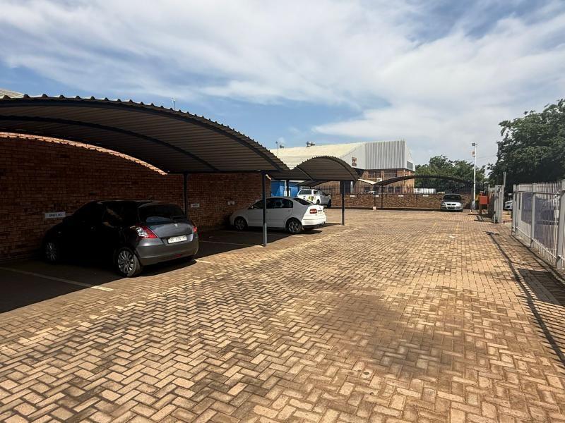 Commercial Property To Rent in Vaalbank, Middelburg