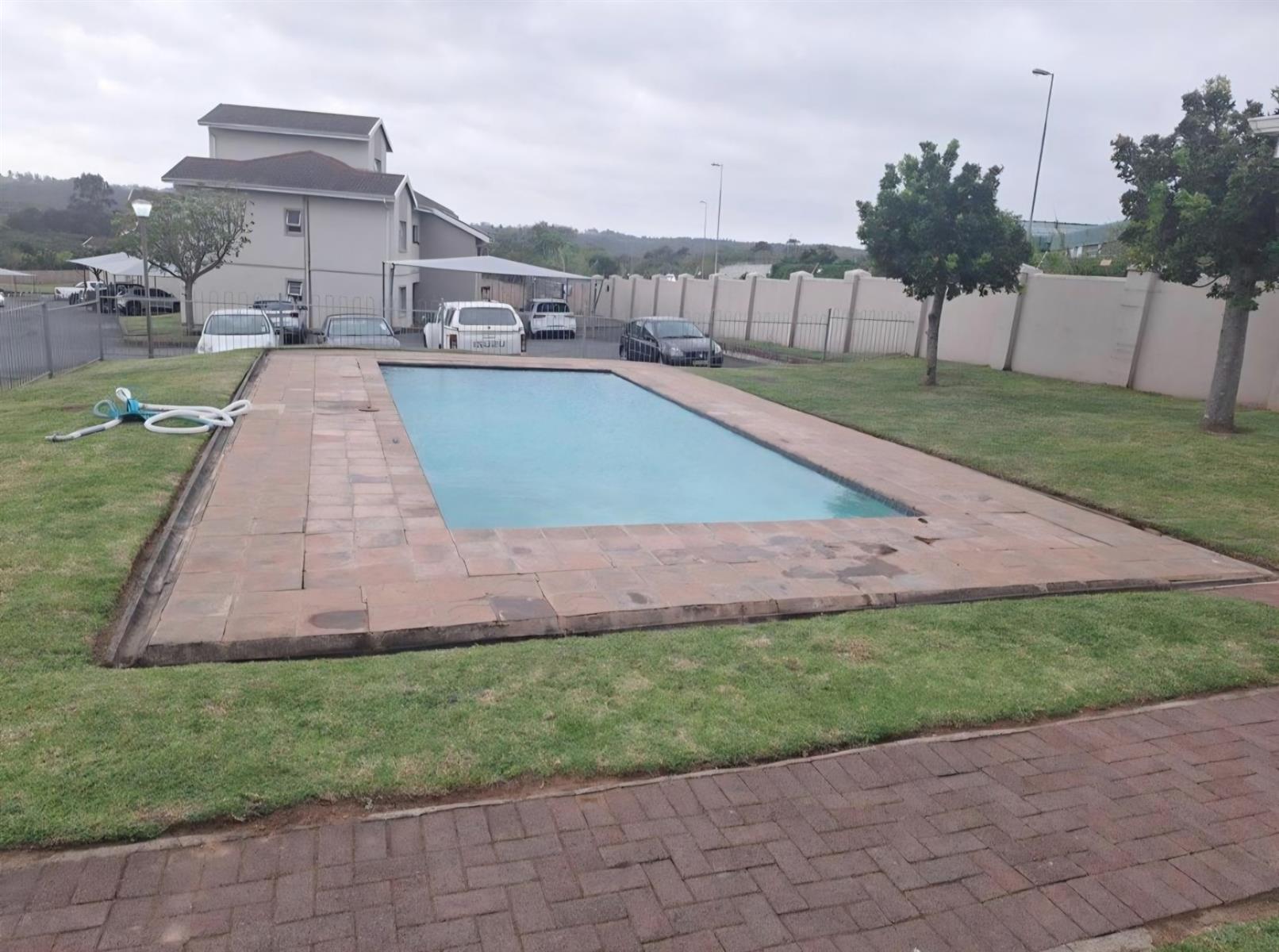Apartment for sale in Beacon Bay, East London