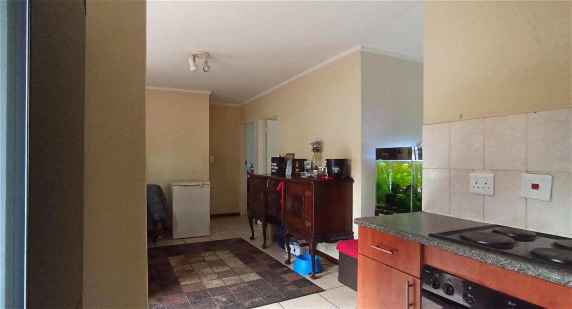 Ground Floor Stack Apartment For Sale in Kosmosdal, Centurion