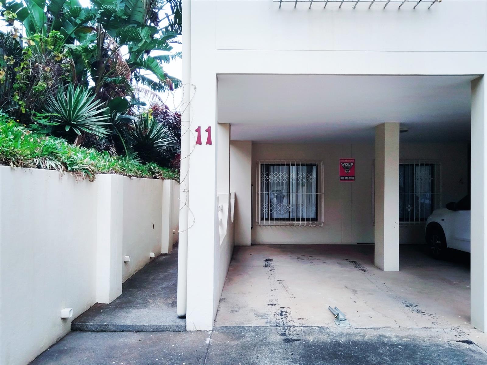 SPACIOUS FURNISHED APARTMENT TO RENT (Reduced)