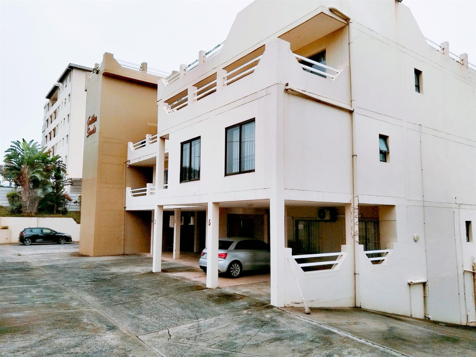 SPACIOUS FURNISHED APARTMENT TO RENT (Reduced)