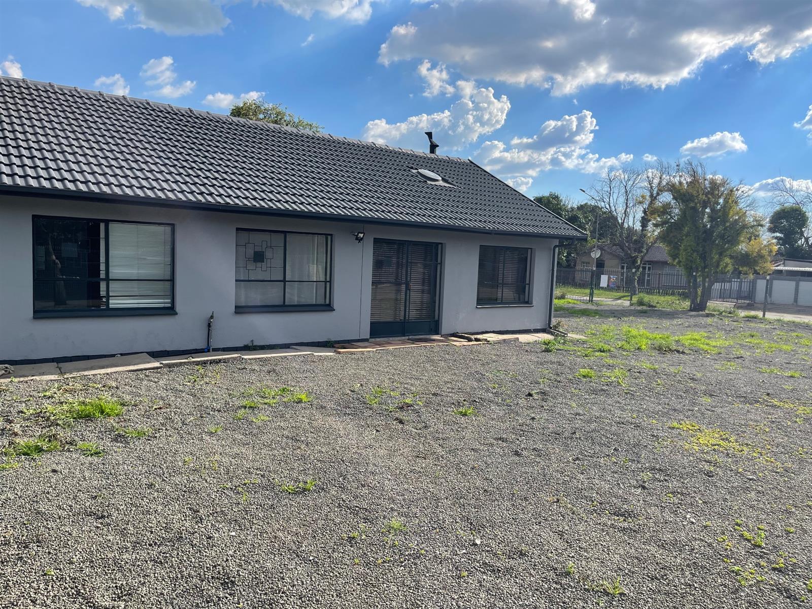 House for sale in Secunda, 1029 m²