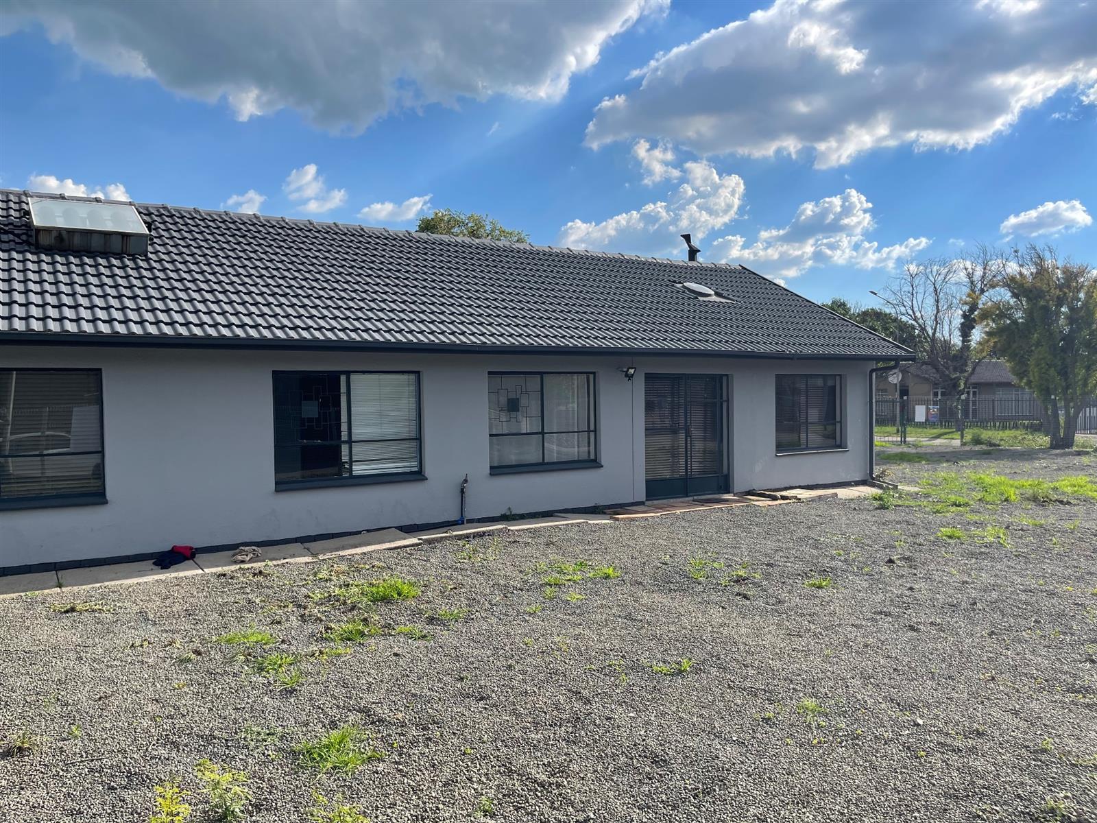 House for sale in Secunda, 1029 m²