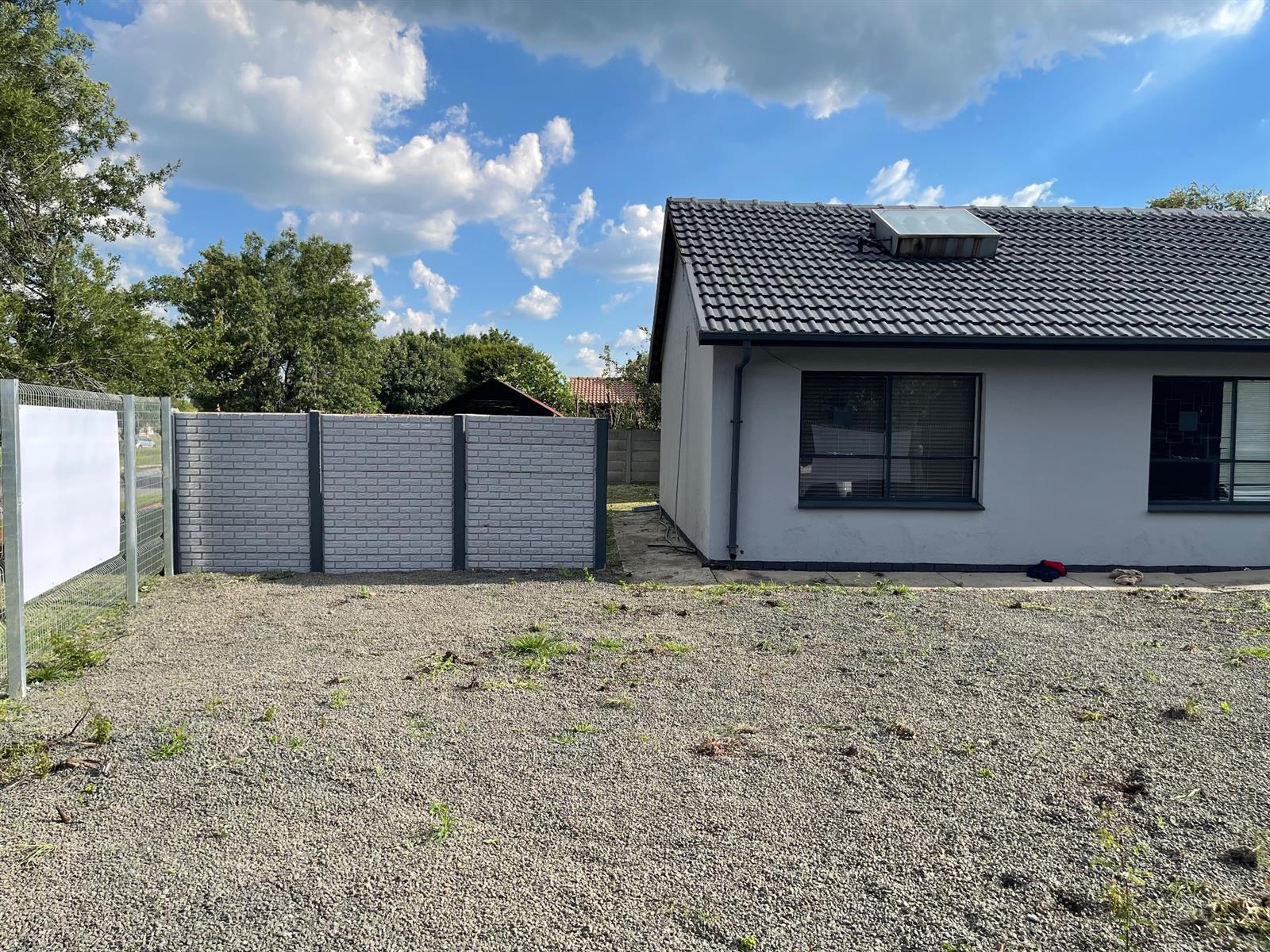 House for sale in Secunda, 1029 m²