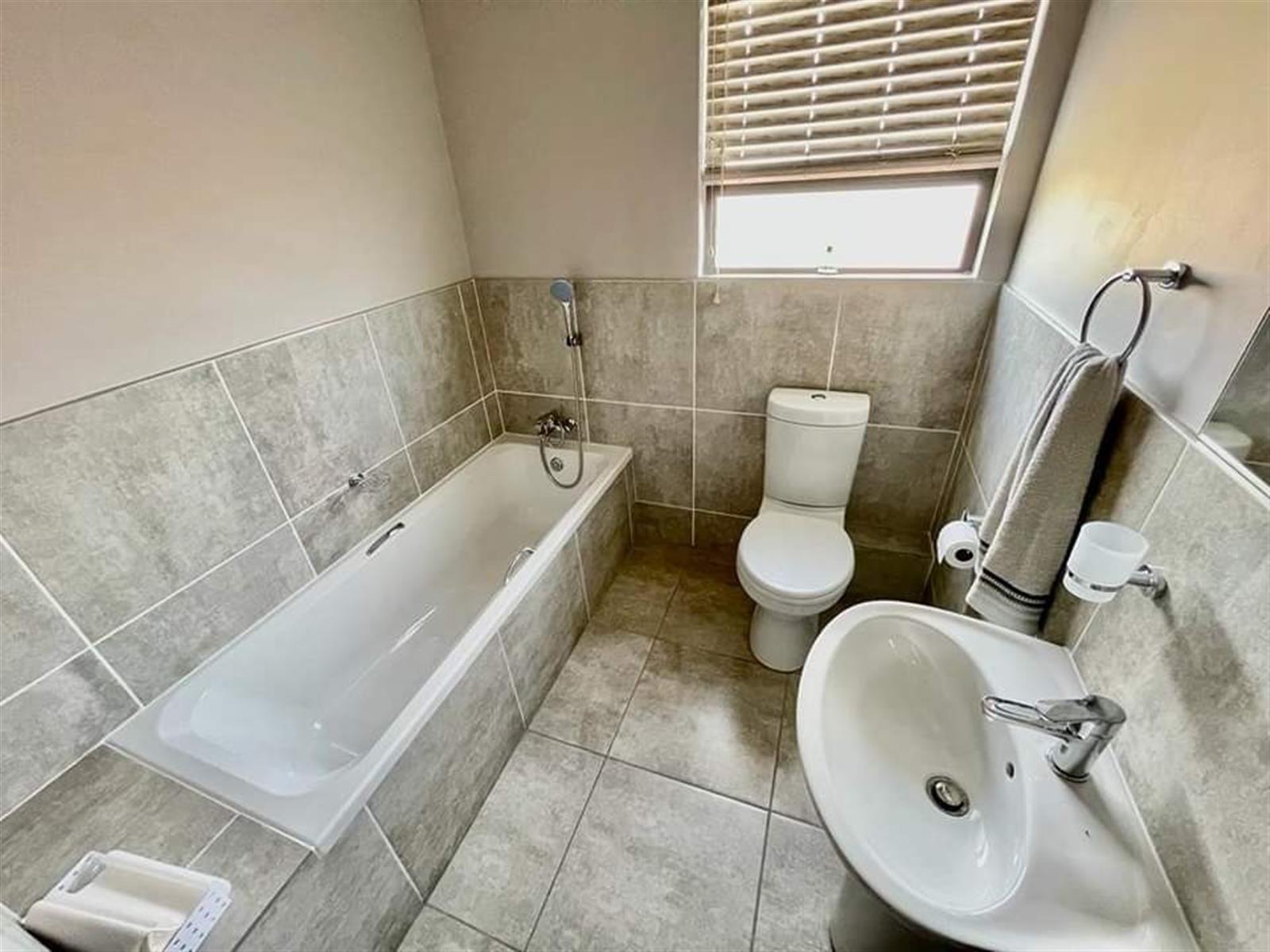House For Sale in Jackaroo Park, Witbank