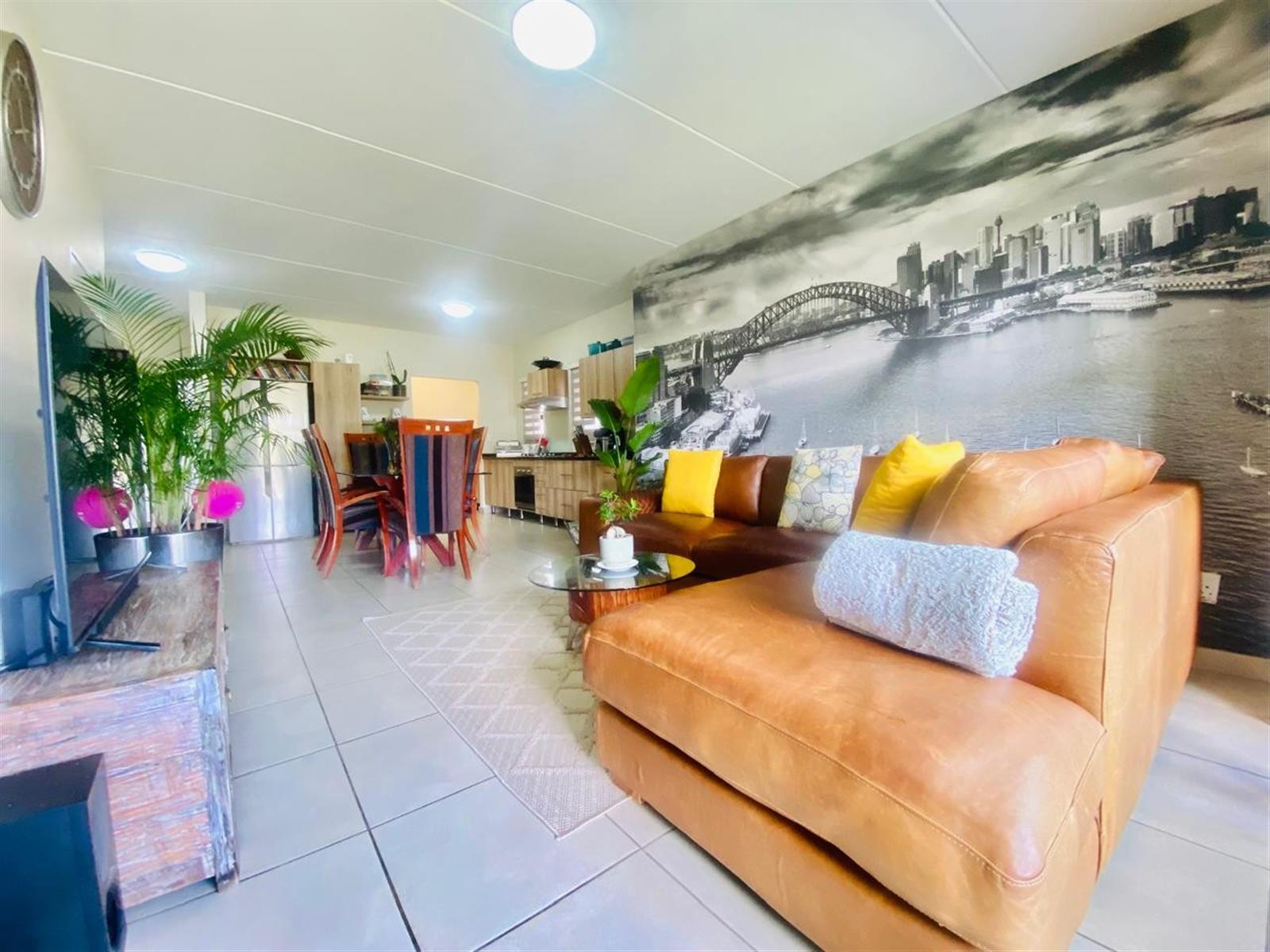 Apartment For Sale in Sandton