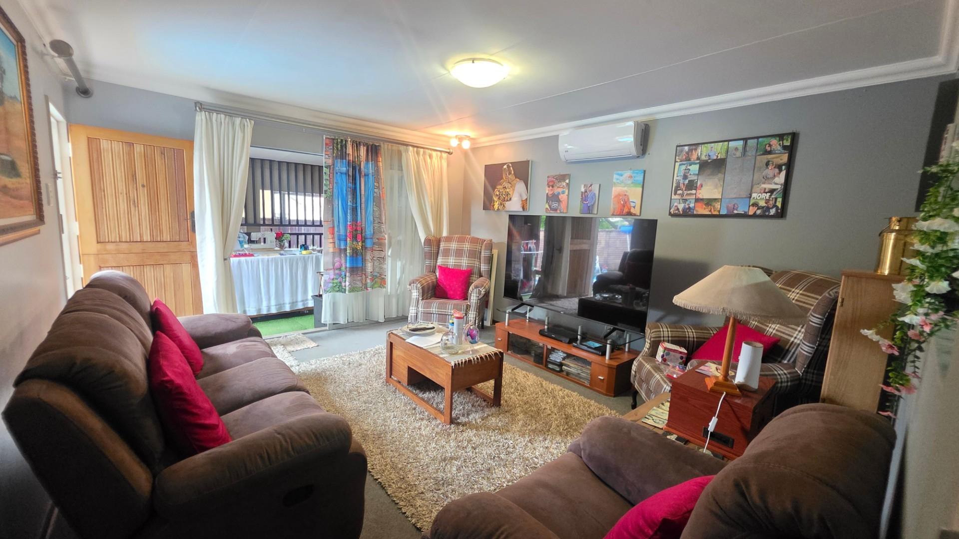 House To Rent in Sinoville, Pretoria