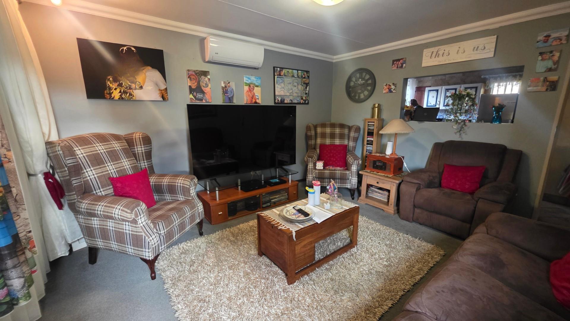 House To Rent in Sinoville, Pretoria