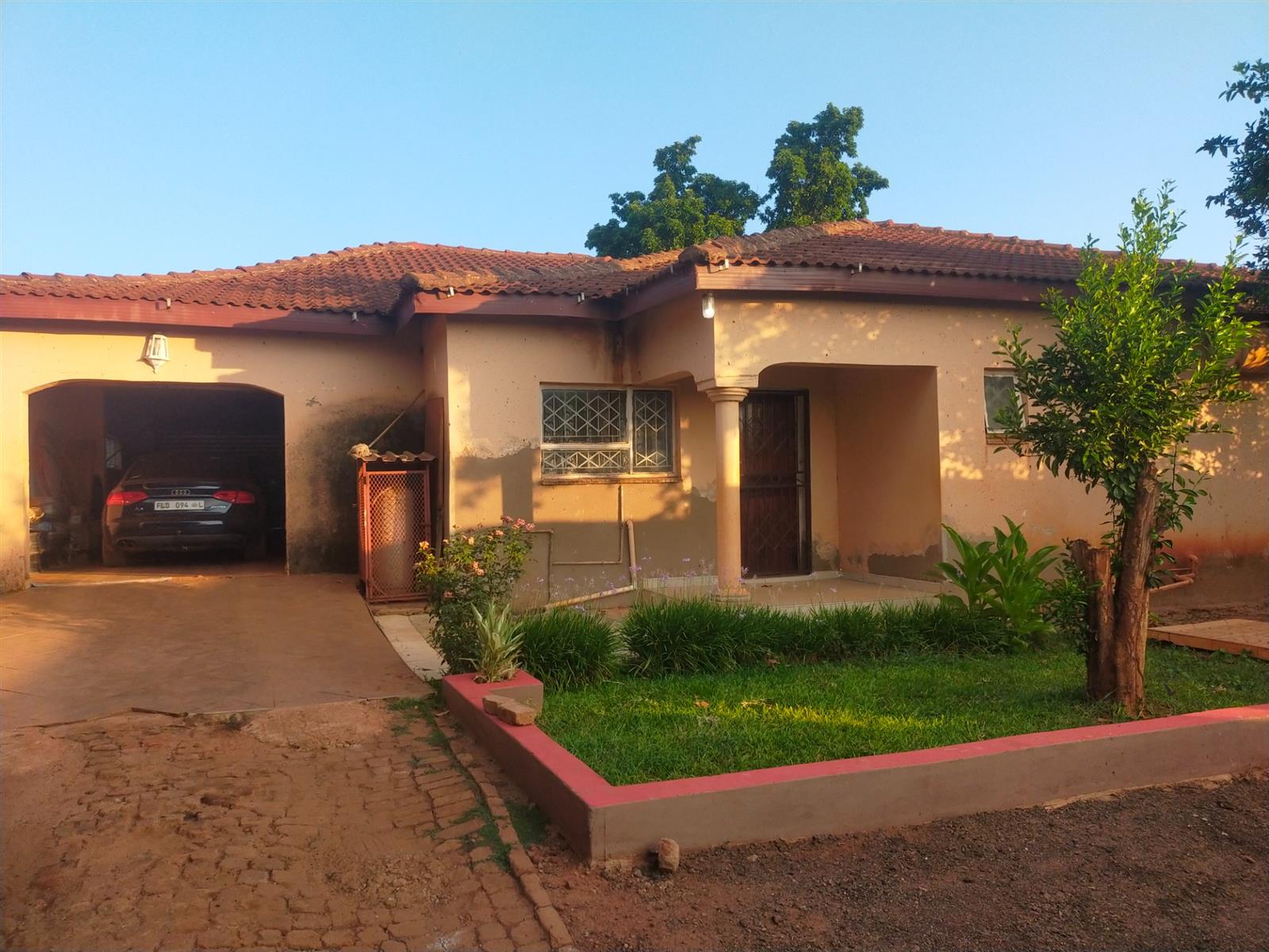 House For Sale in Thohoyandou Block L