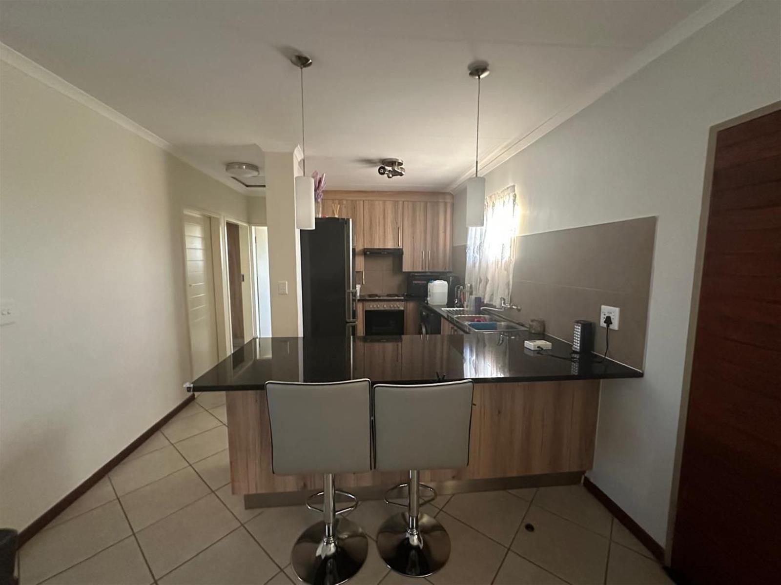 Apartment For Sale in Monavoni, Centurion