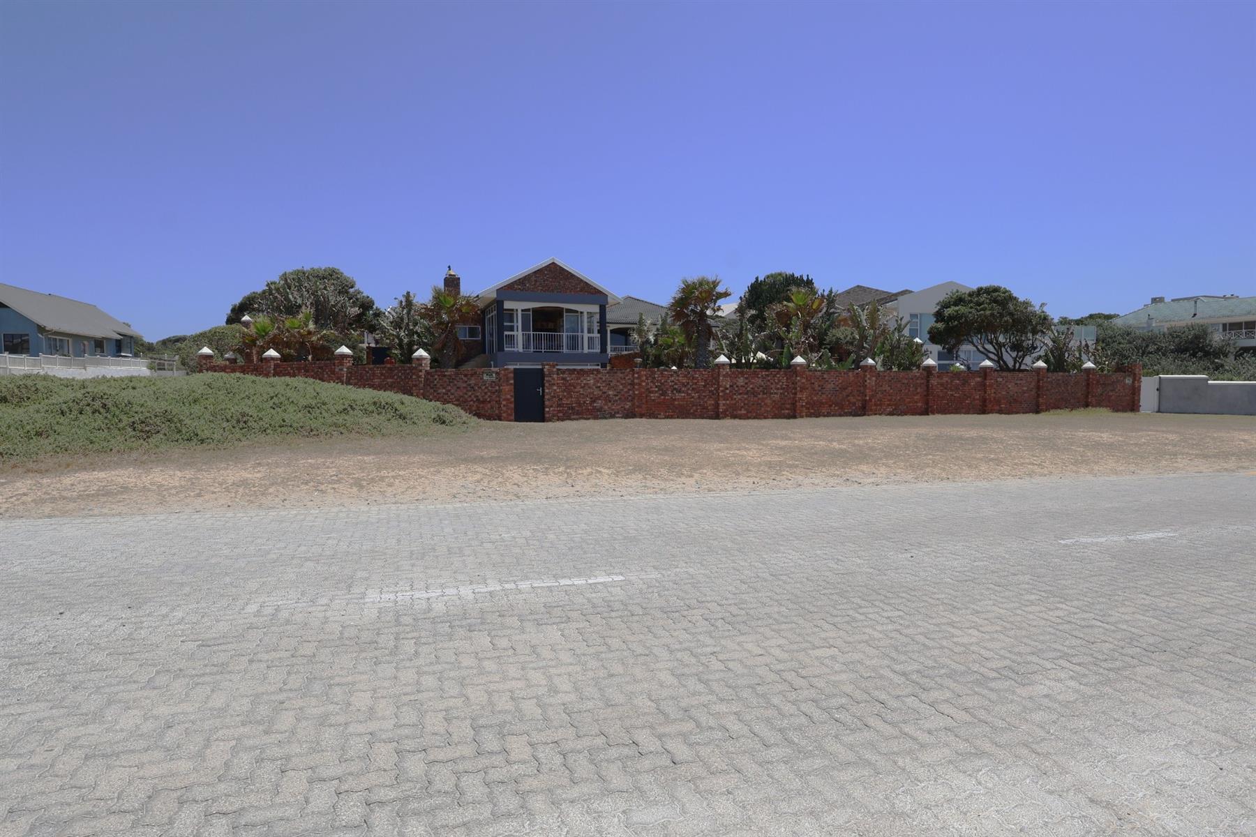 Luxury Home on the Beachfront Port Alfred