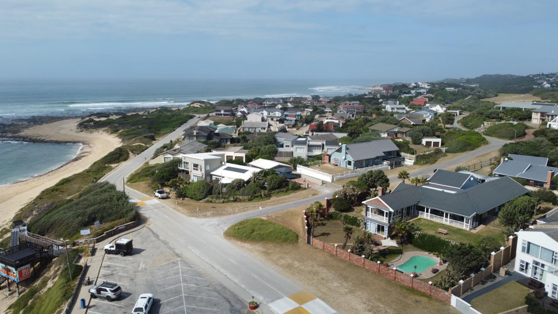 Luxury Home on the Beachfront Port Alfred