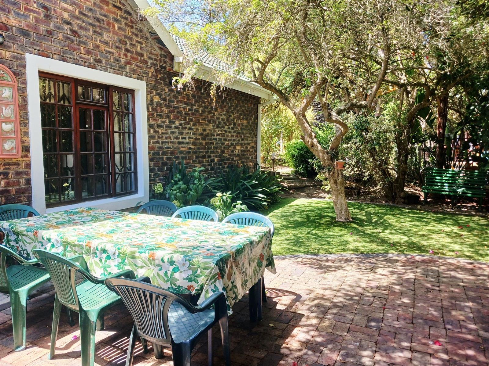 2 Bed Fully Furnished and Equipped Townhouse for rental